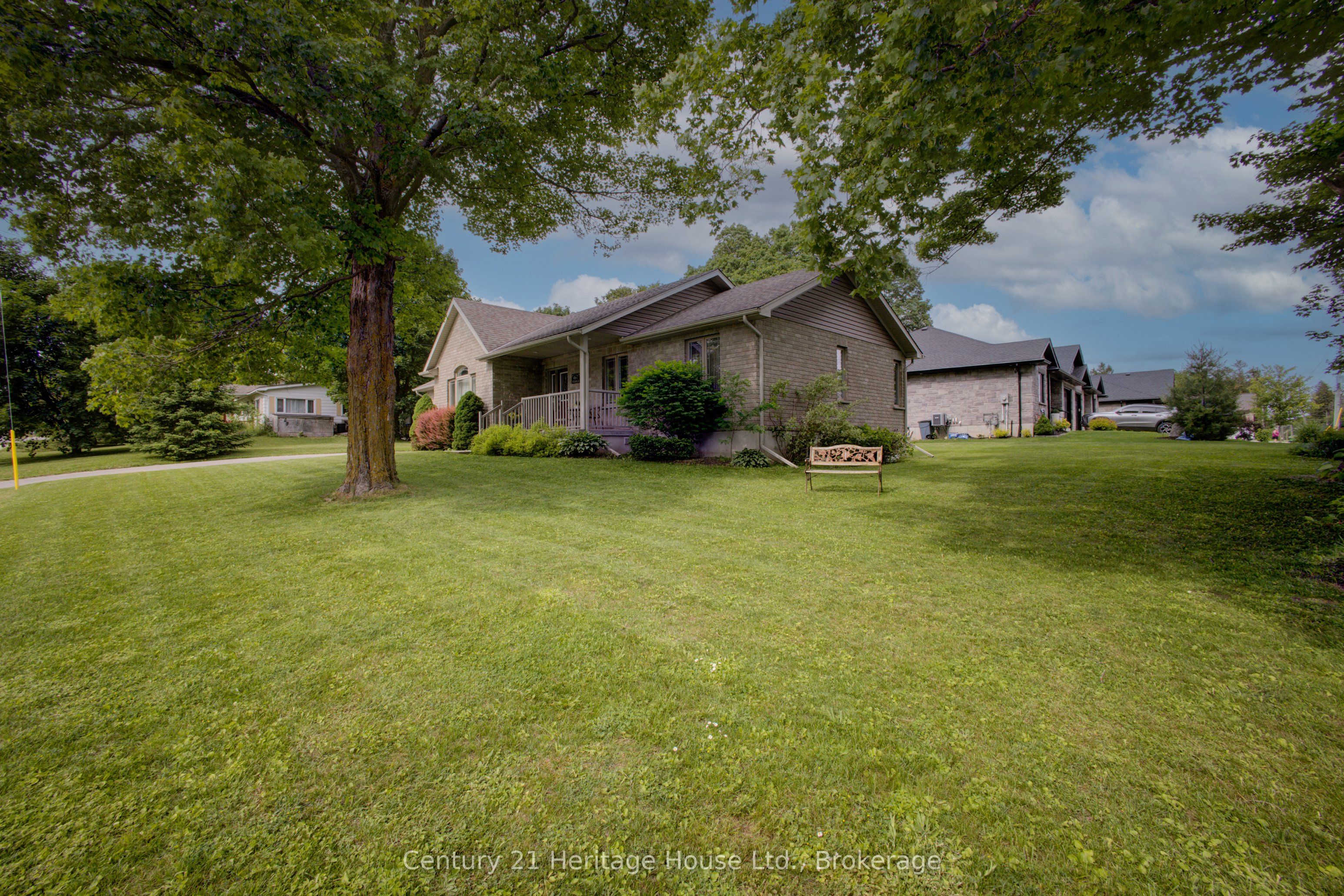 467 William Street N, West Grey, ON N0G 1R0 photo 2