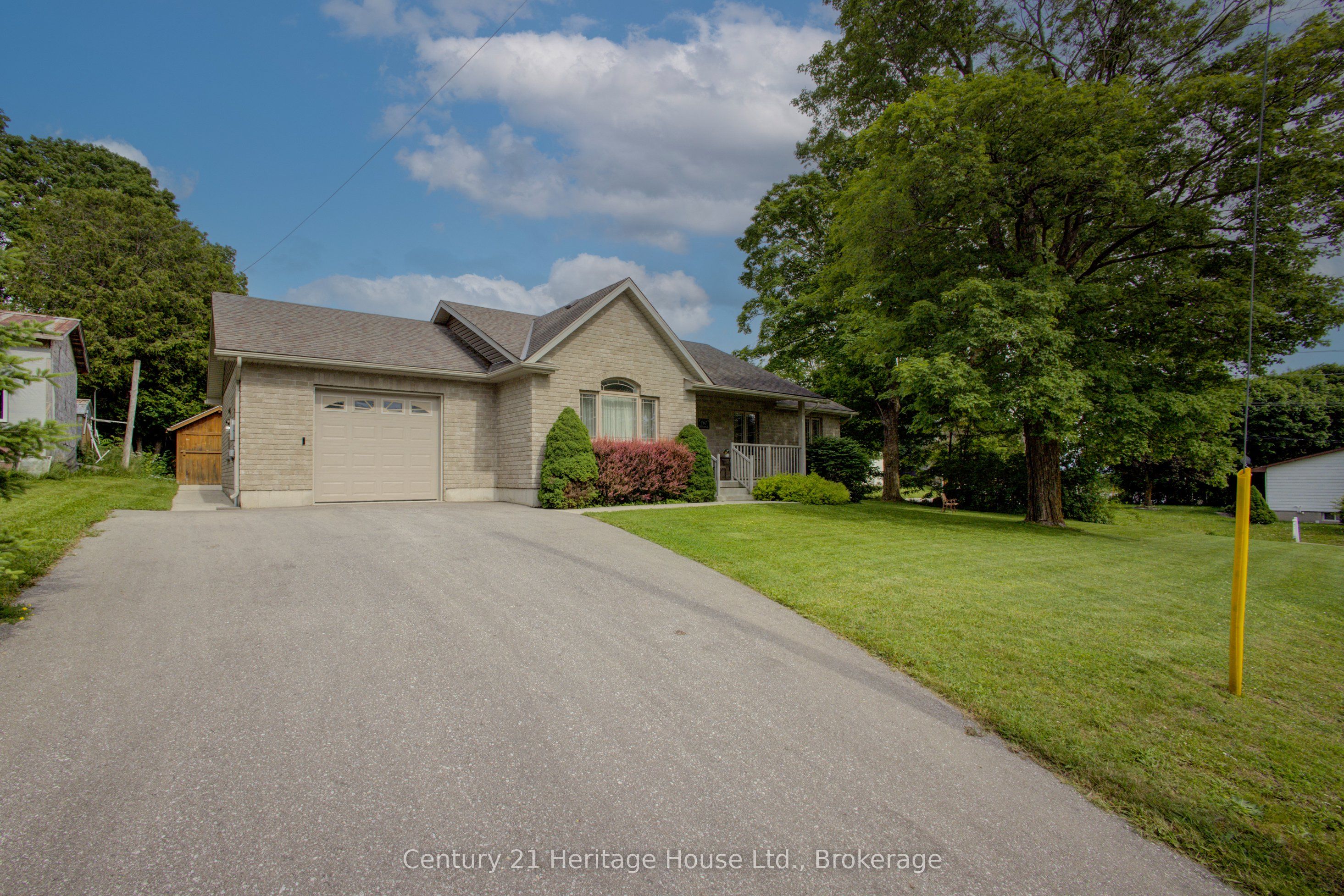 467 William Street N, West Grey, ON N0G 1R0 photo 3