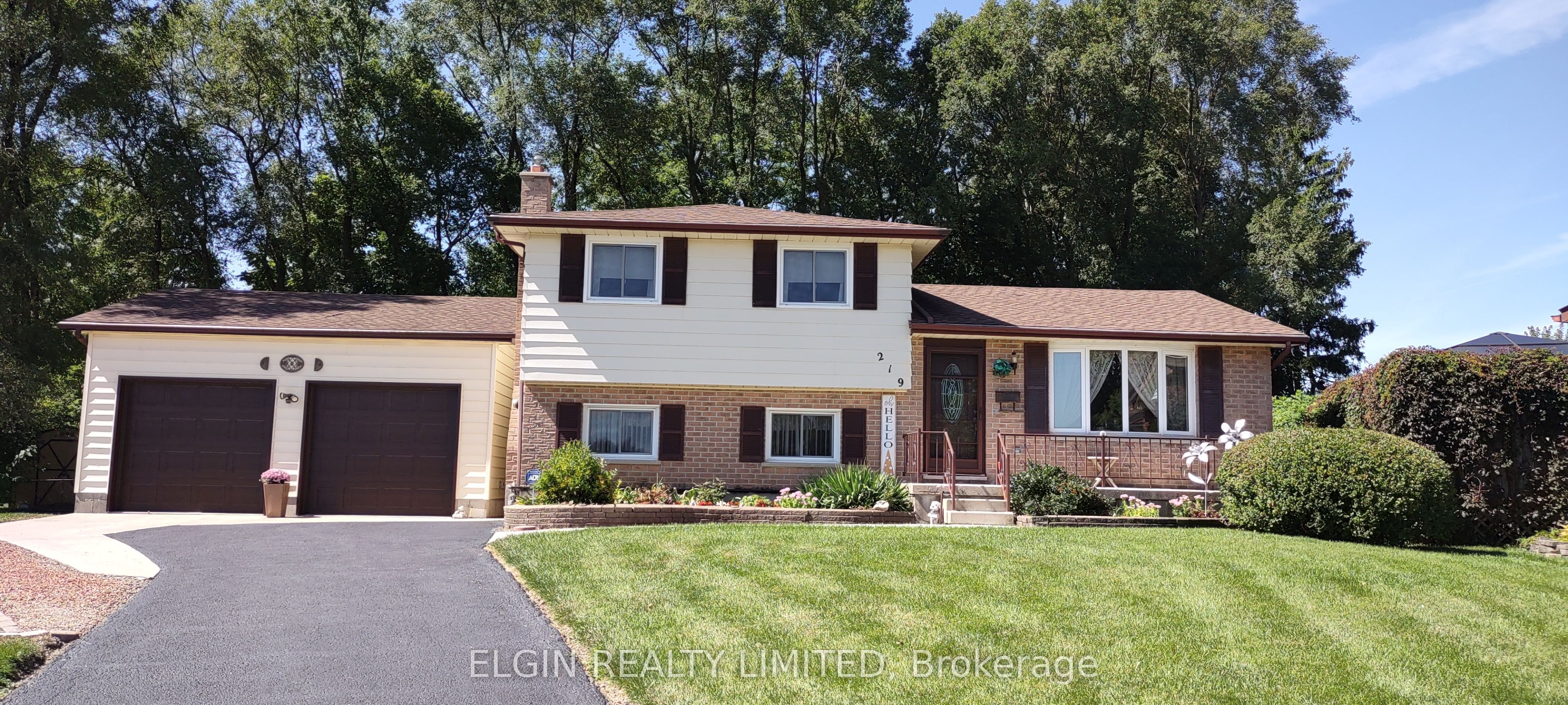 219 Brentwood Crescent, Central Elgin, ON N0L 1B0 photo 5