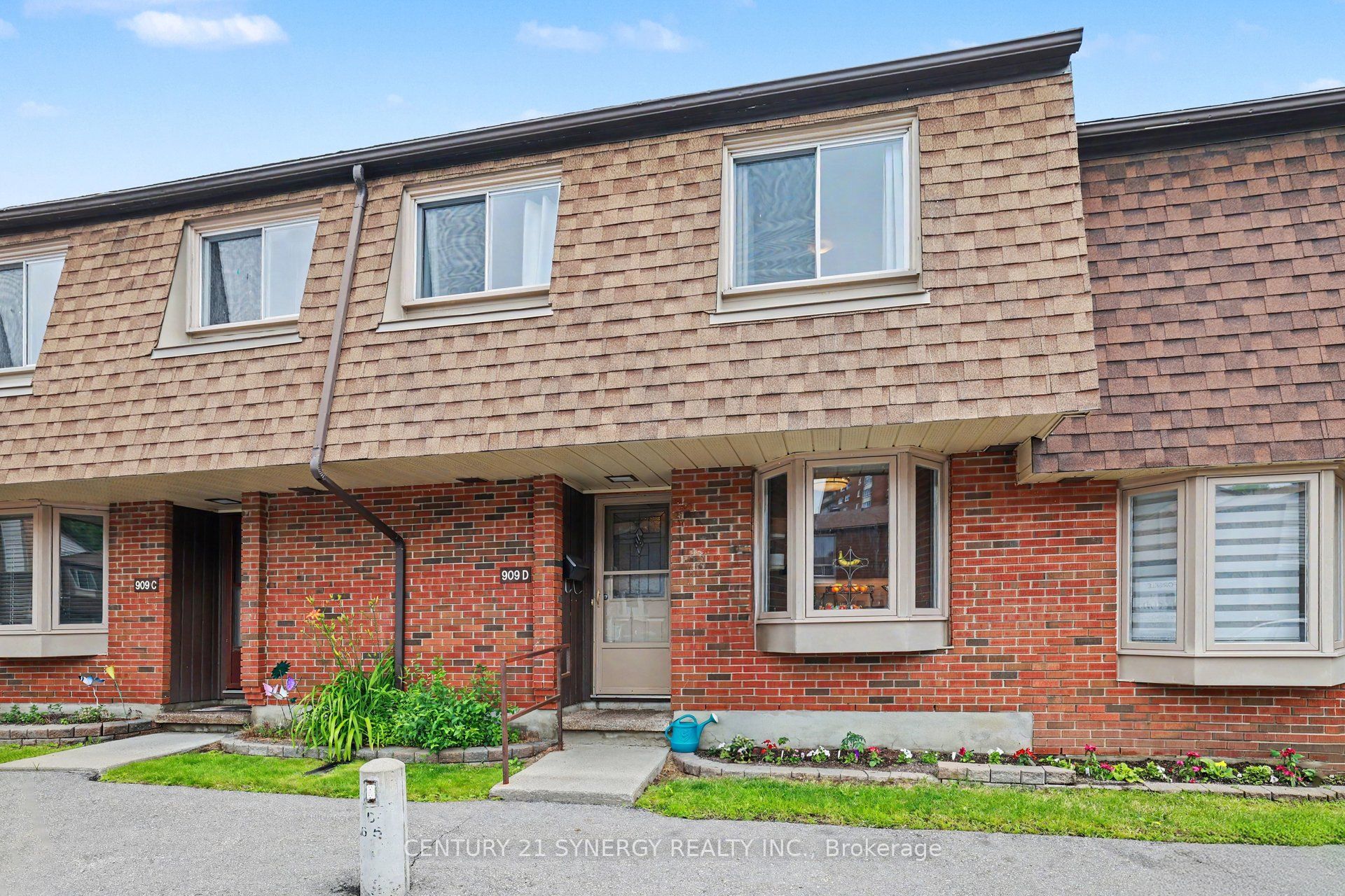 909D Elmsmere Road, Beacon Hill North - South and Area, ON K1J 8G4 photo 2