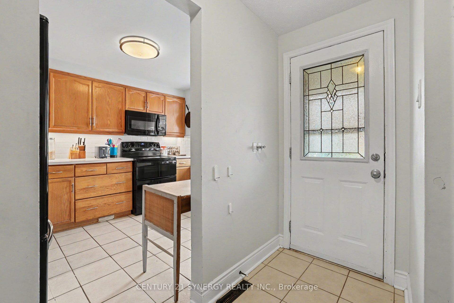 909D Elmsmere Road, Beacon Hill North - South and Area, ON K1J 8G4 photo 4