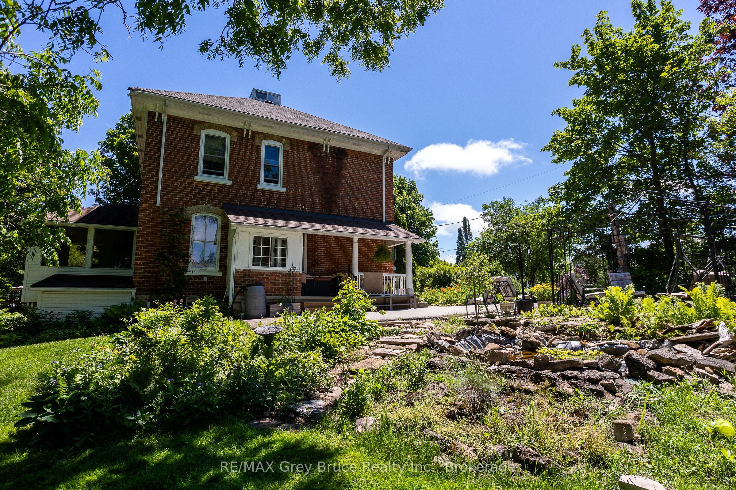 580 23rd Street W, Owen Sound, ON N4K 4G9 photo 2