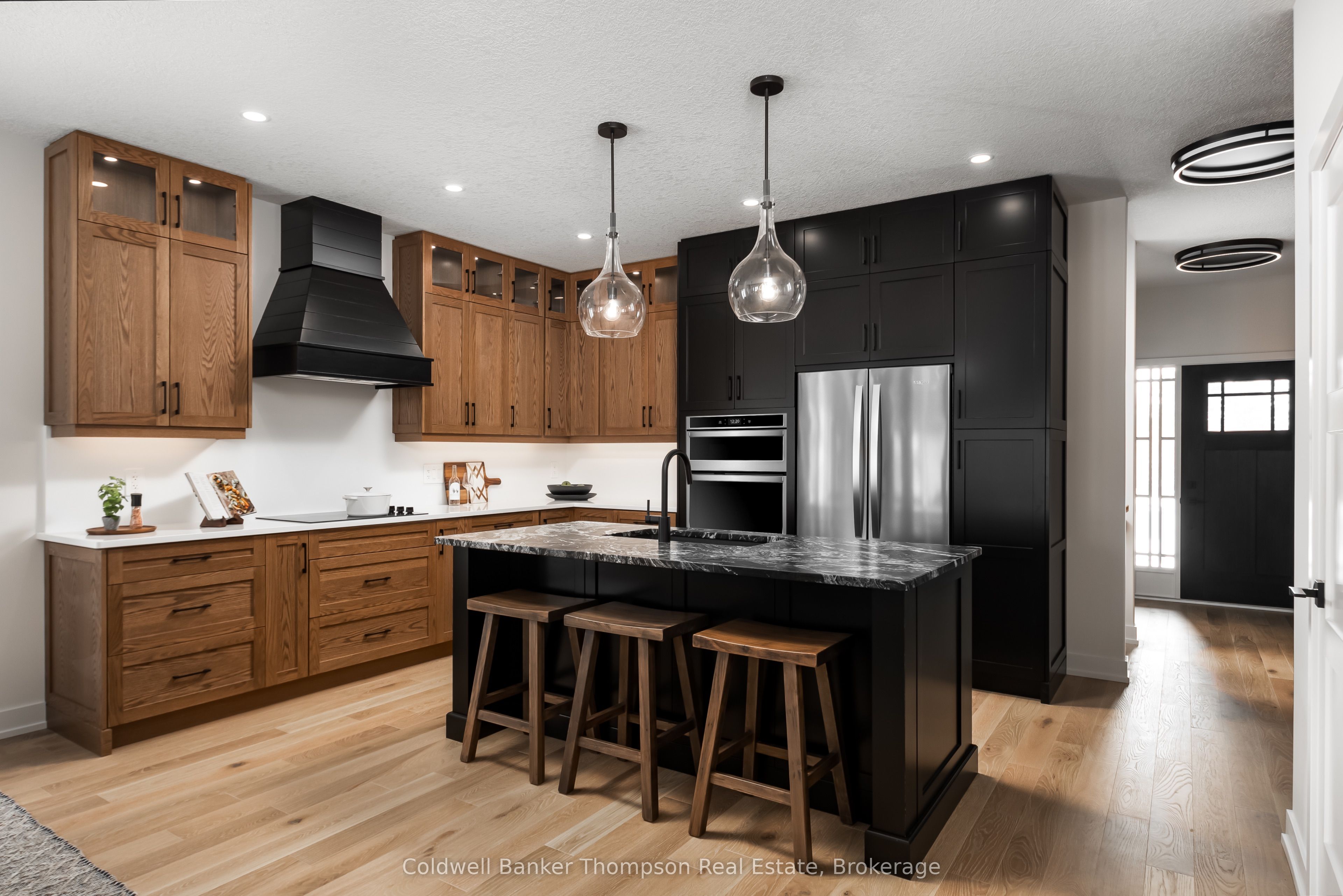 8 Charles Morley Boulevard, Huntsville, ON P1H 0G5 photo 4