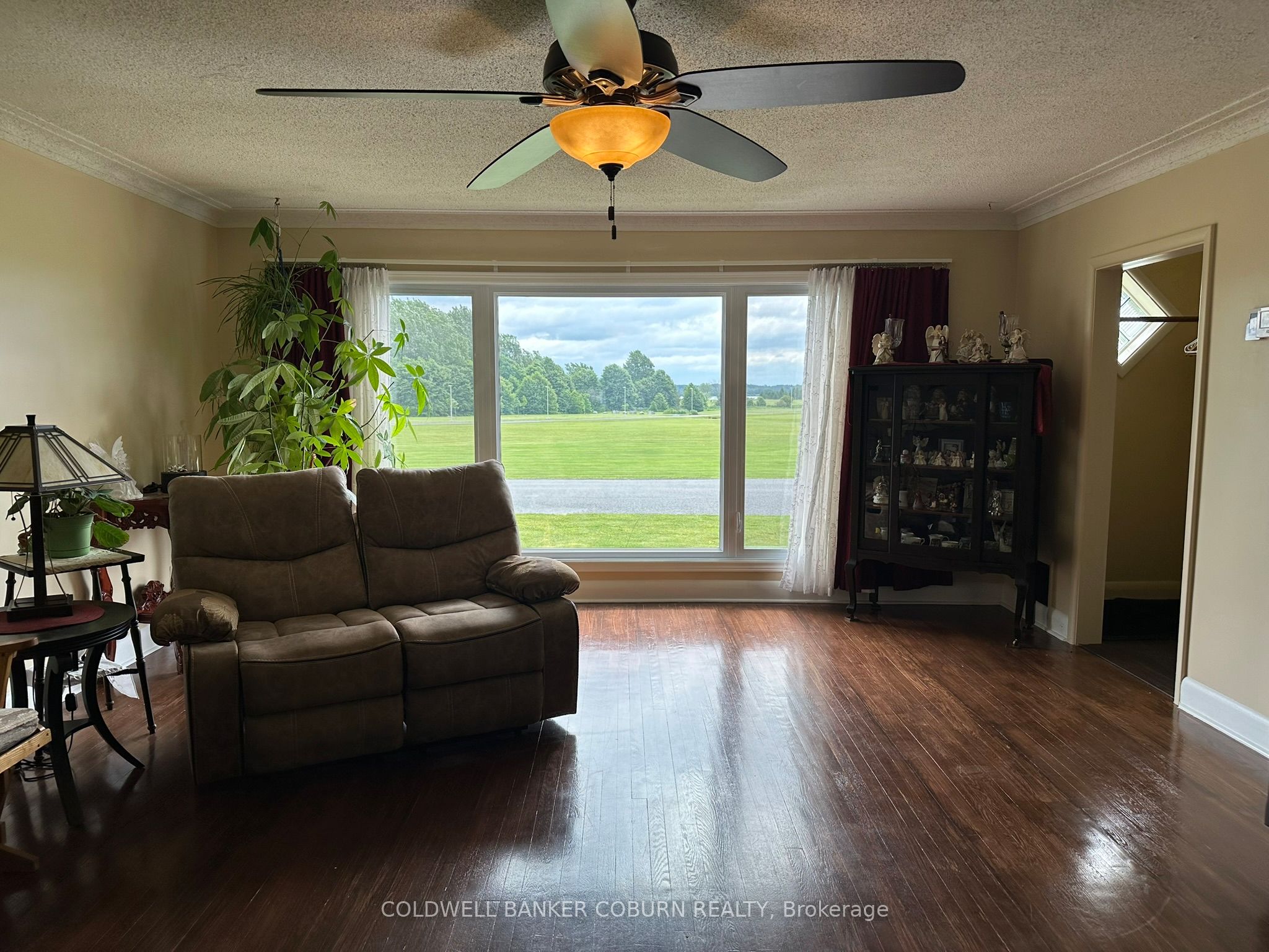 20 Elizabeth Drive, South Dundas, ON K0E 1K0 photo 2