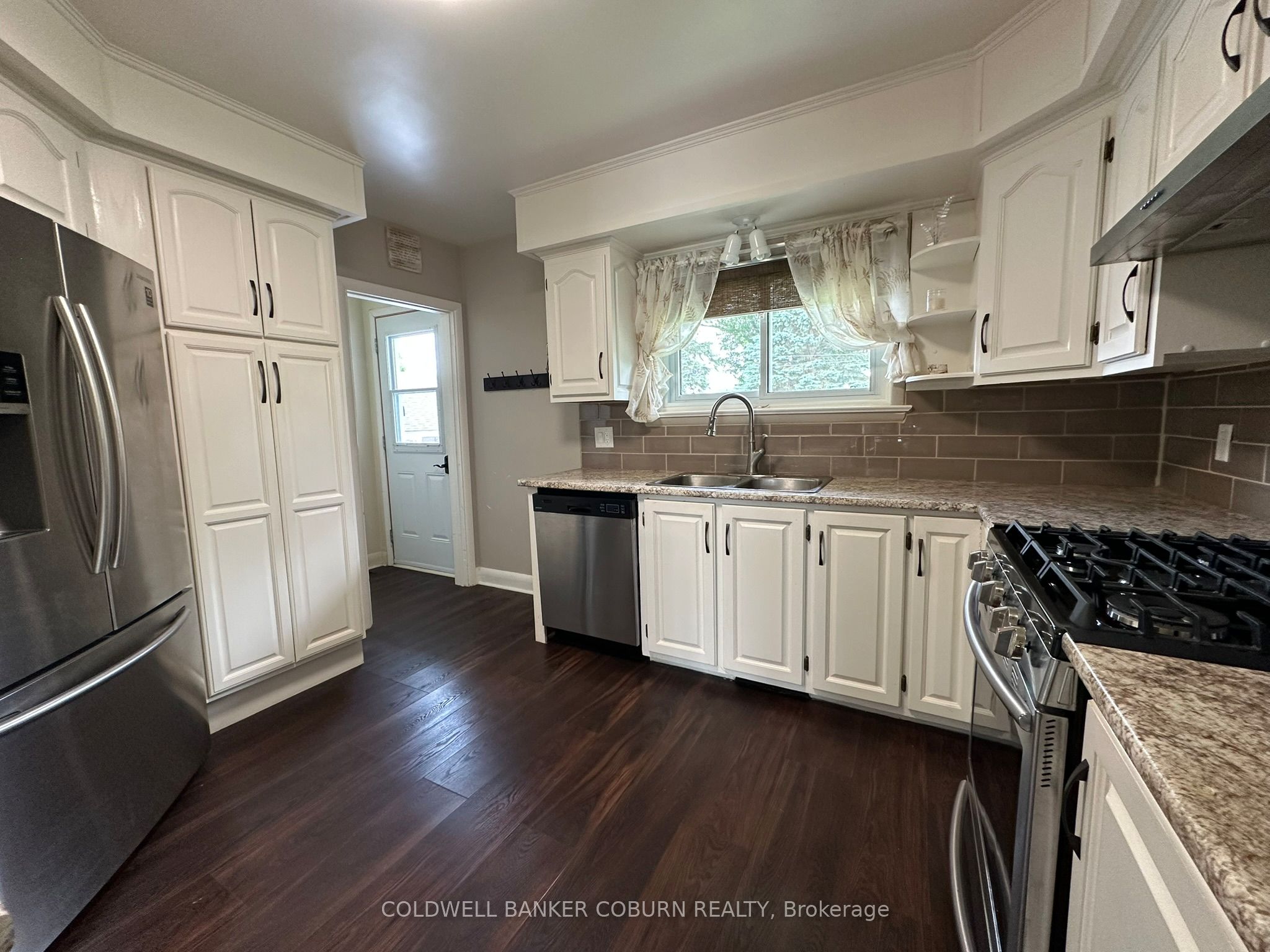 20 Elizabeth Drive, South Dundas, ON K0E 1K0 photo 5