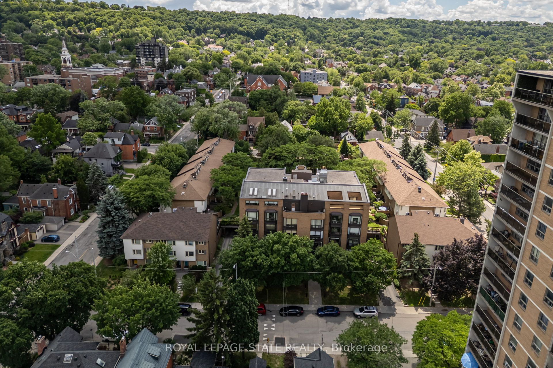197 Duke Street 503, Hamilton, ON L8P 4V4