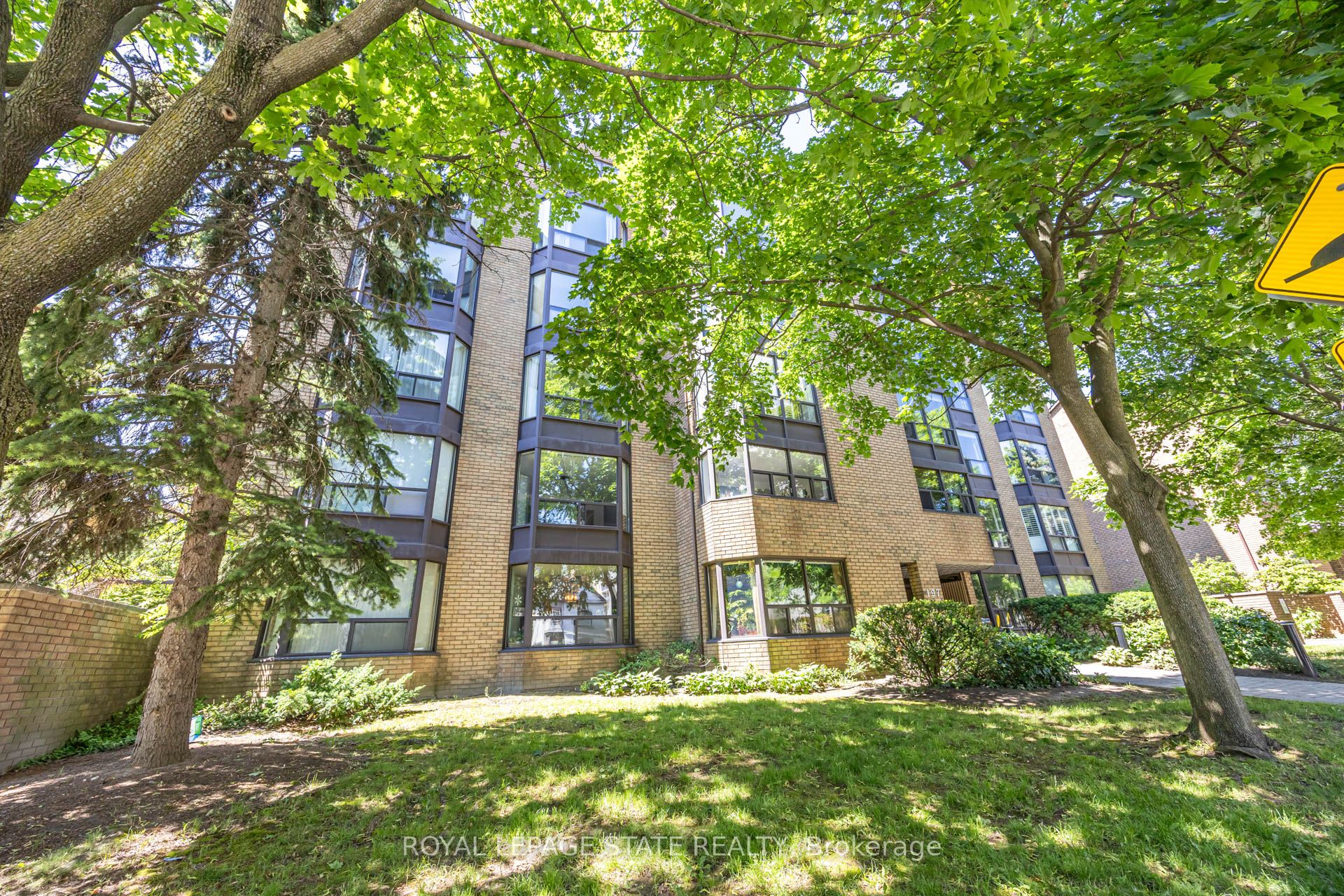 197 Duke Street 503, Hamilton, ON L8P 4V4 photo 5