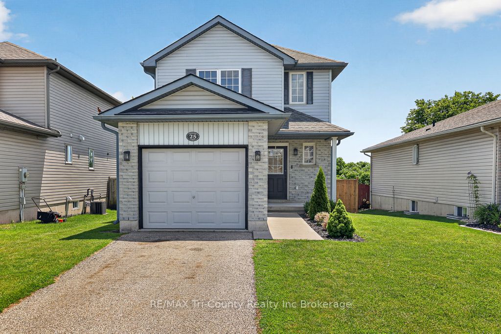 25 Herford Street, Tillsonburg, ON N4G 4V1 photo 2
