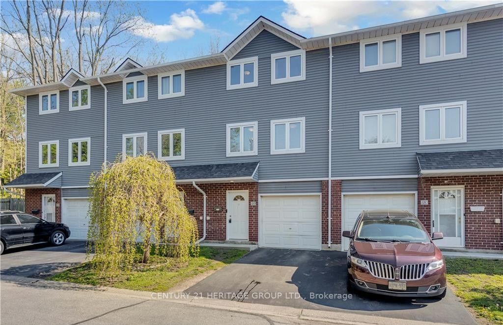 52 Harris Avenue D, Brantford, ON N3R 2E9 photo 2