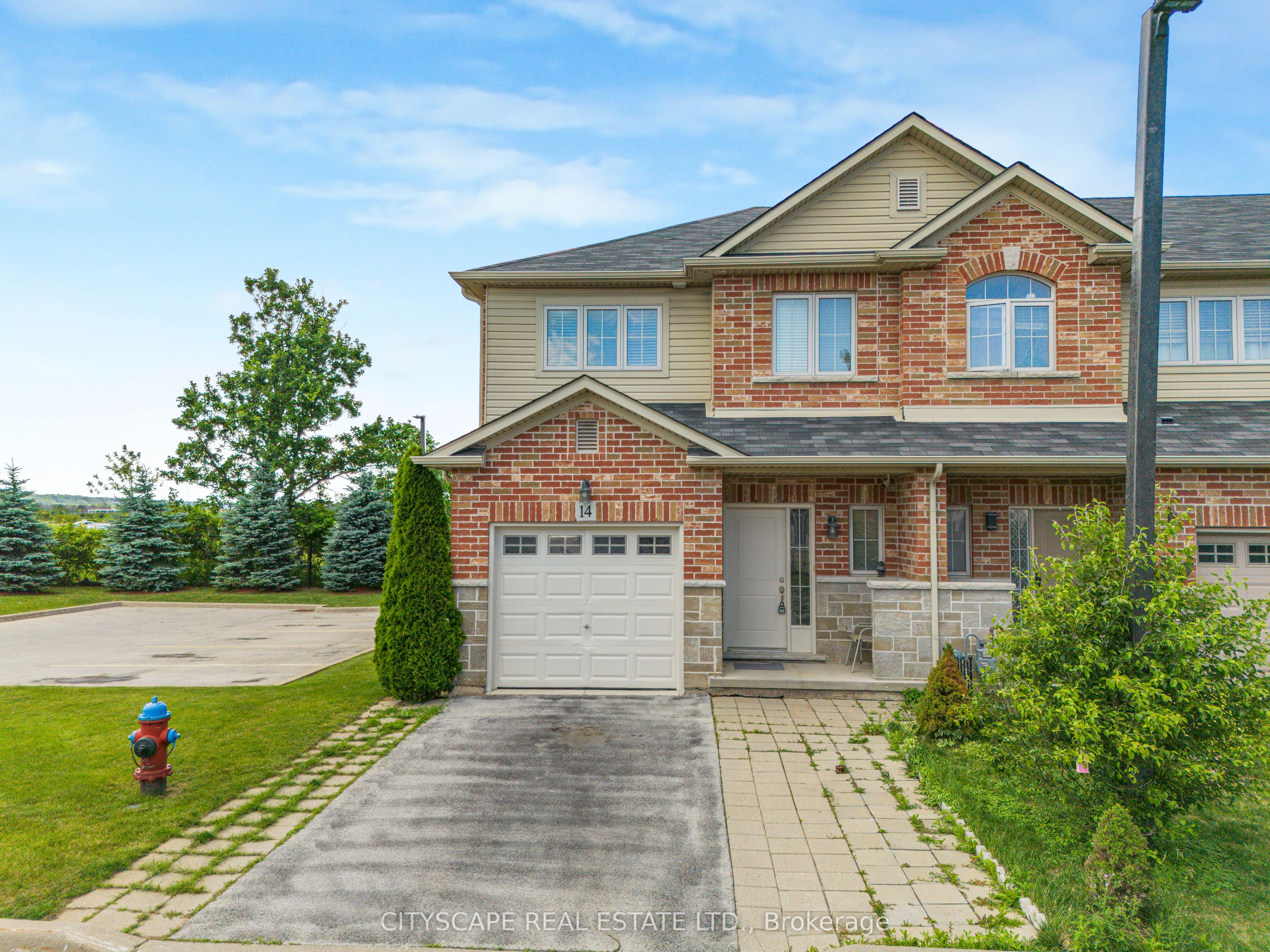 14 Redcedar Crescent, Hamilton, ON L8E 0G3