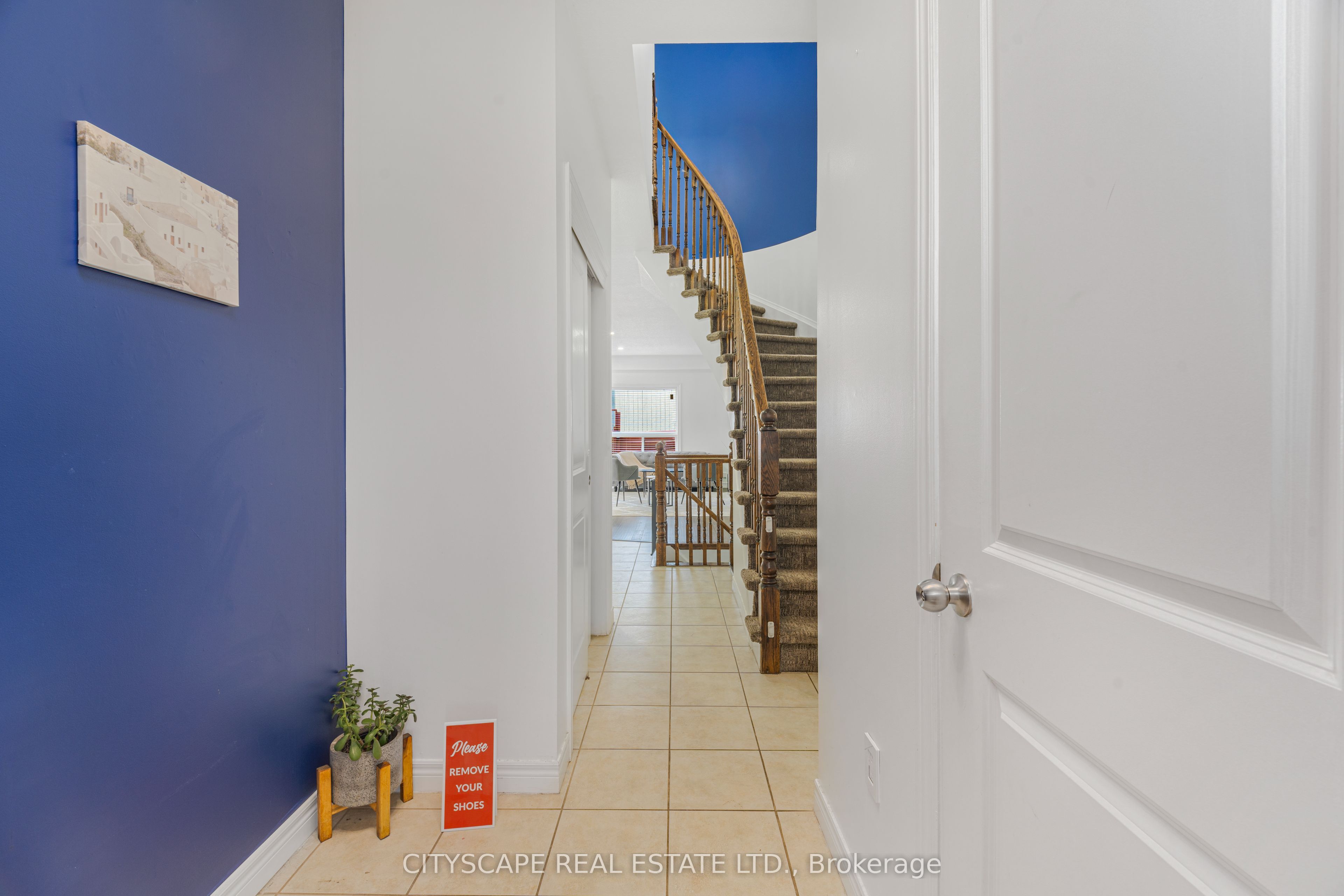 14 Redcedar Crescent, Hamilton, ON L8E 0G3 photo 2
