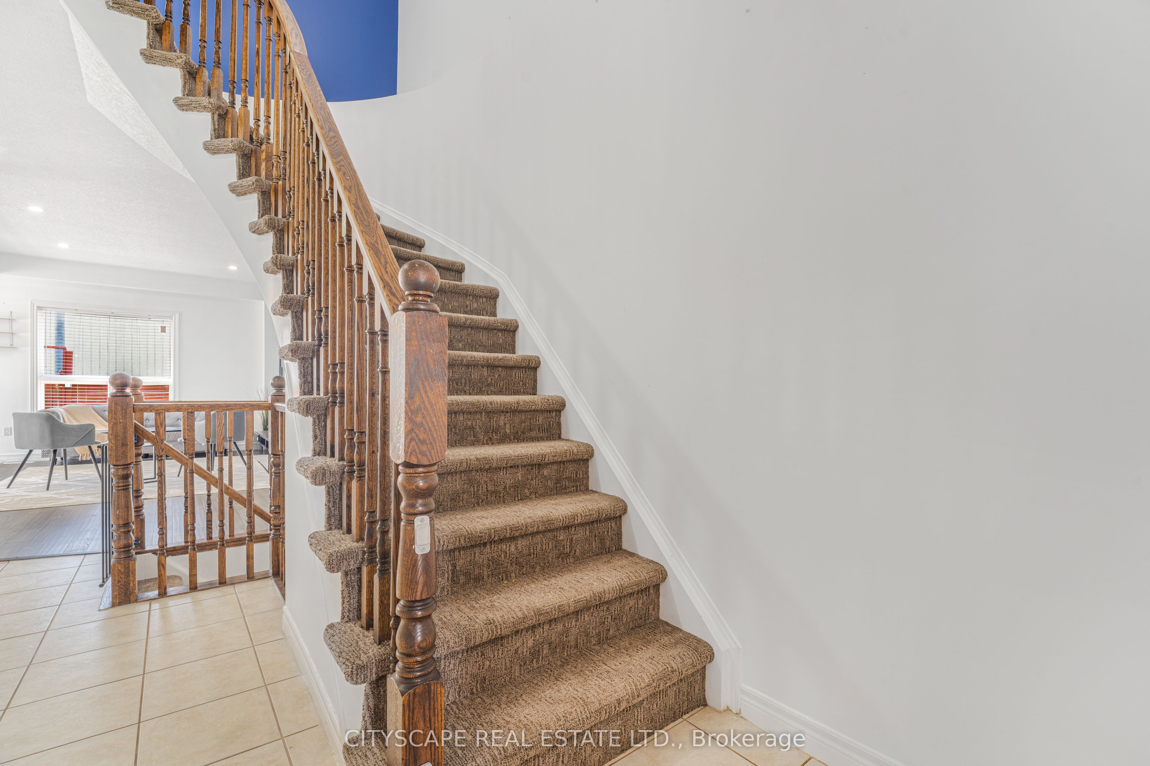 14 Redcedar Crescent, Hamilton, ON L8E 0G3 photo 4