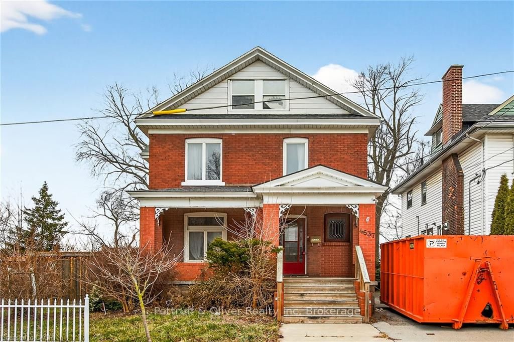 4637 Ellis Street, Niagara Falls, ON L2E 1H8