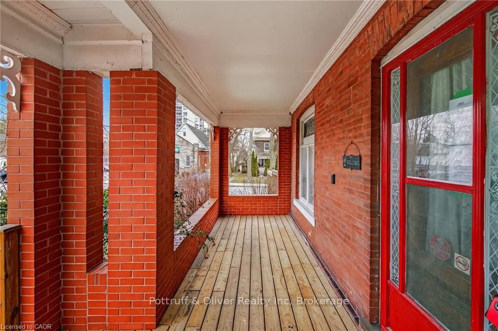 4637 Ellis Street, Niagara Falls, ON L2E 1H8 photo 5