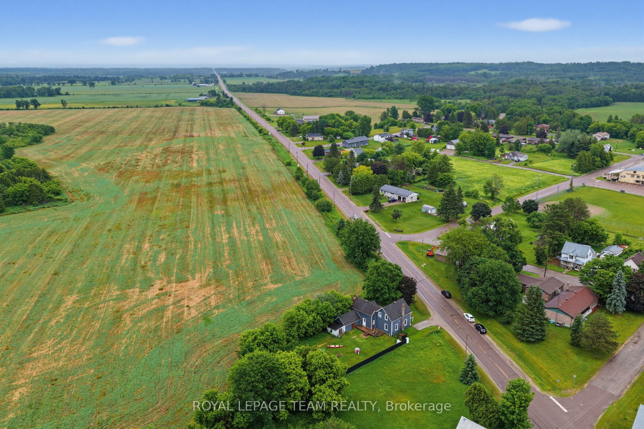 1868 GORE Line, Whitewater Region, ON K0J 2L0 photo 4