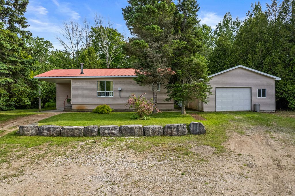 335 Pike Bay Road, Northern Bruce Peninsula, ON N0H 1X0