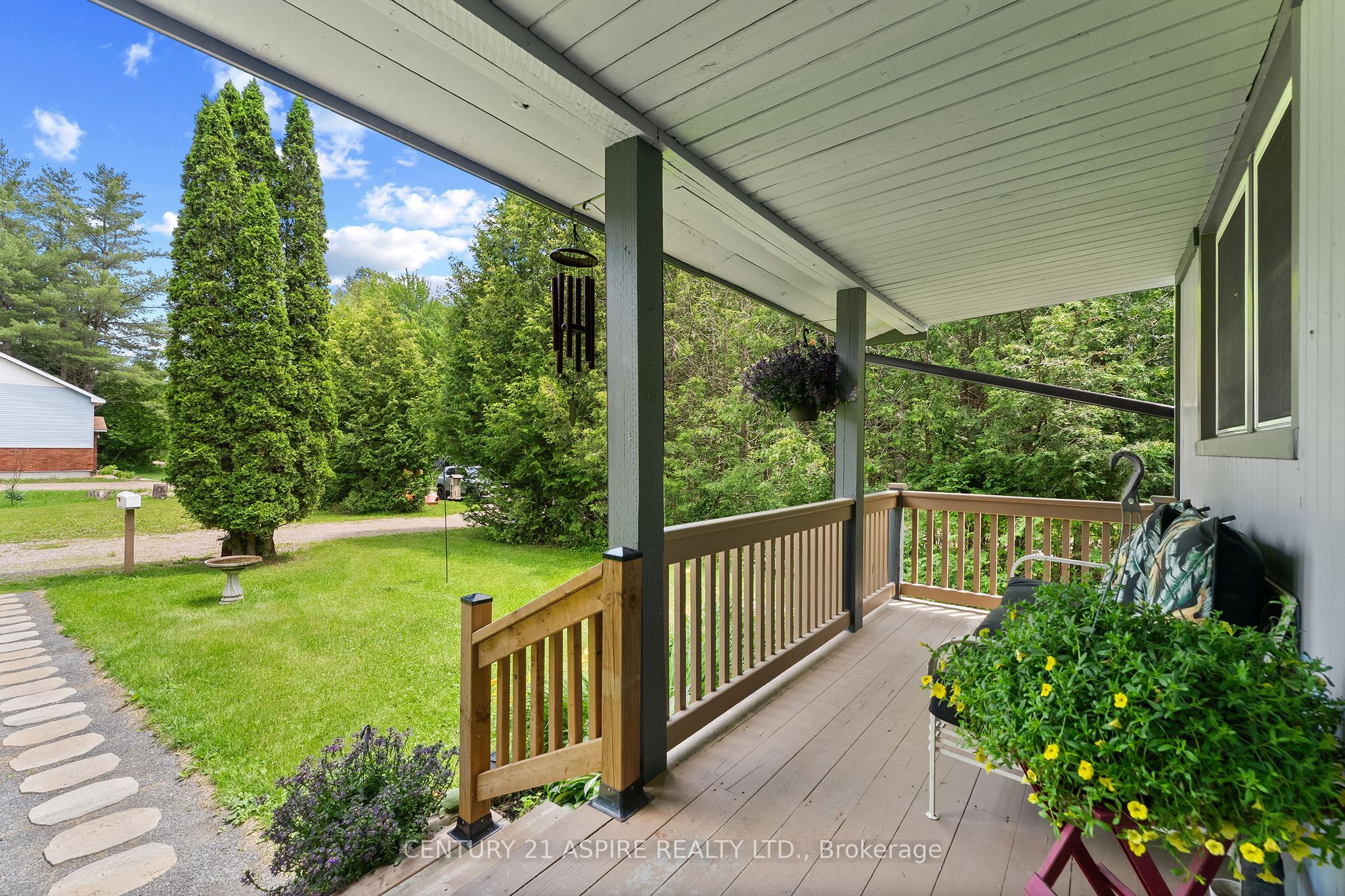 34 Shady Lane, Petawawa, ON K8A 7Z5 photo 2