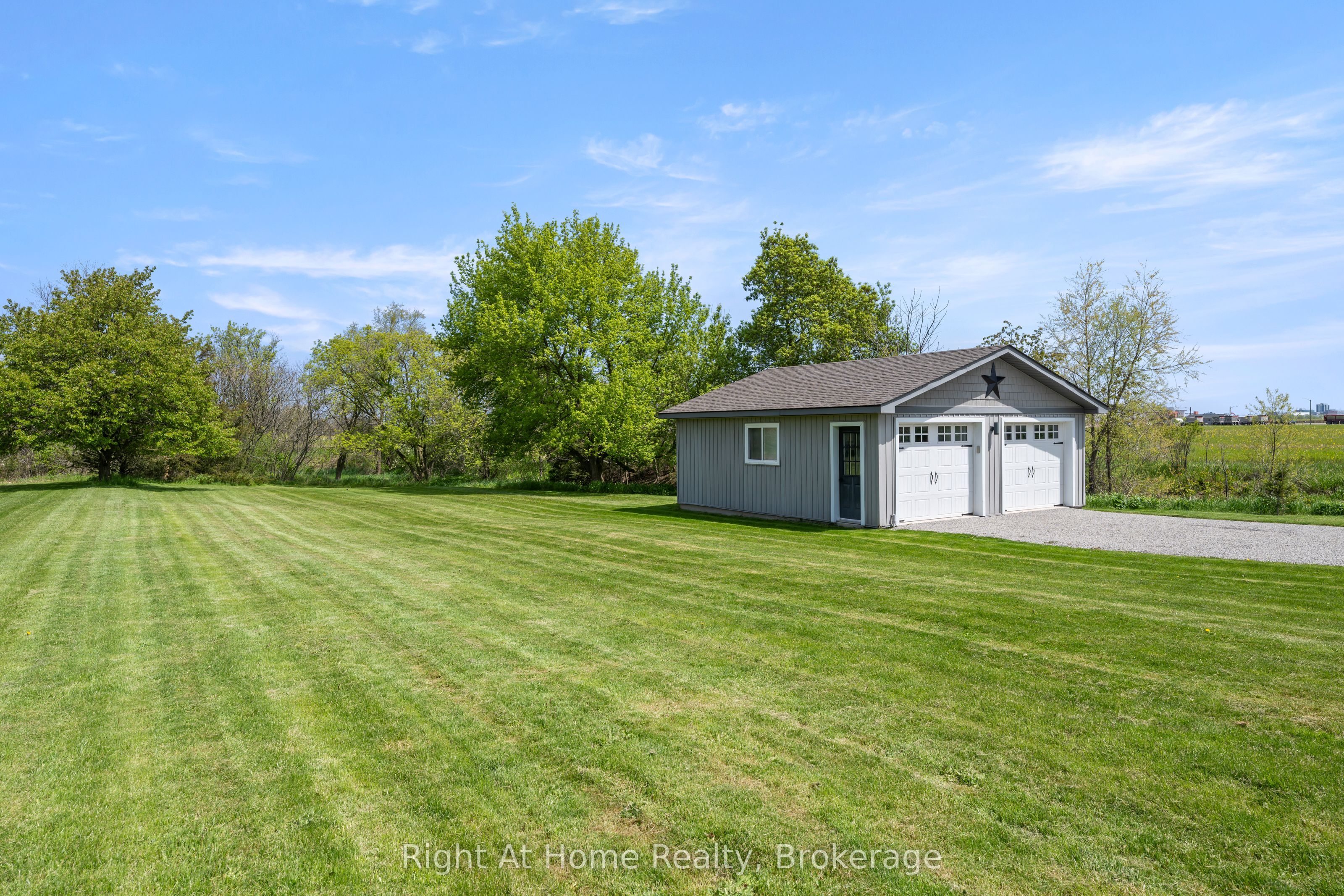 1483 Fifth Ave Louth N/A, St. Catharines, ON L2R 6P7 photo 5