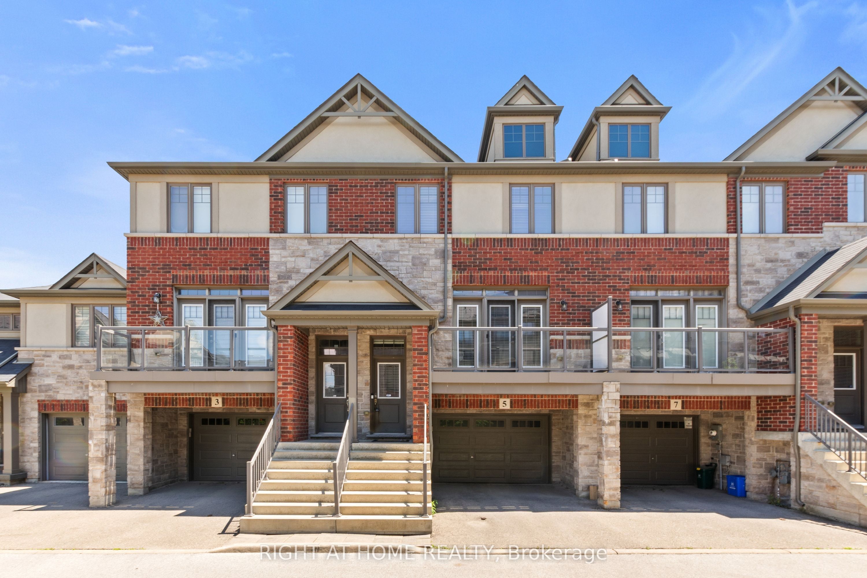 5 Andruss Lane, Hamilton, ON L9G 0G7 photo 2