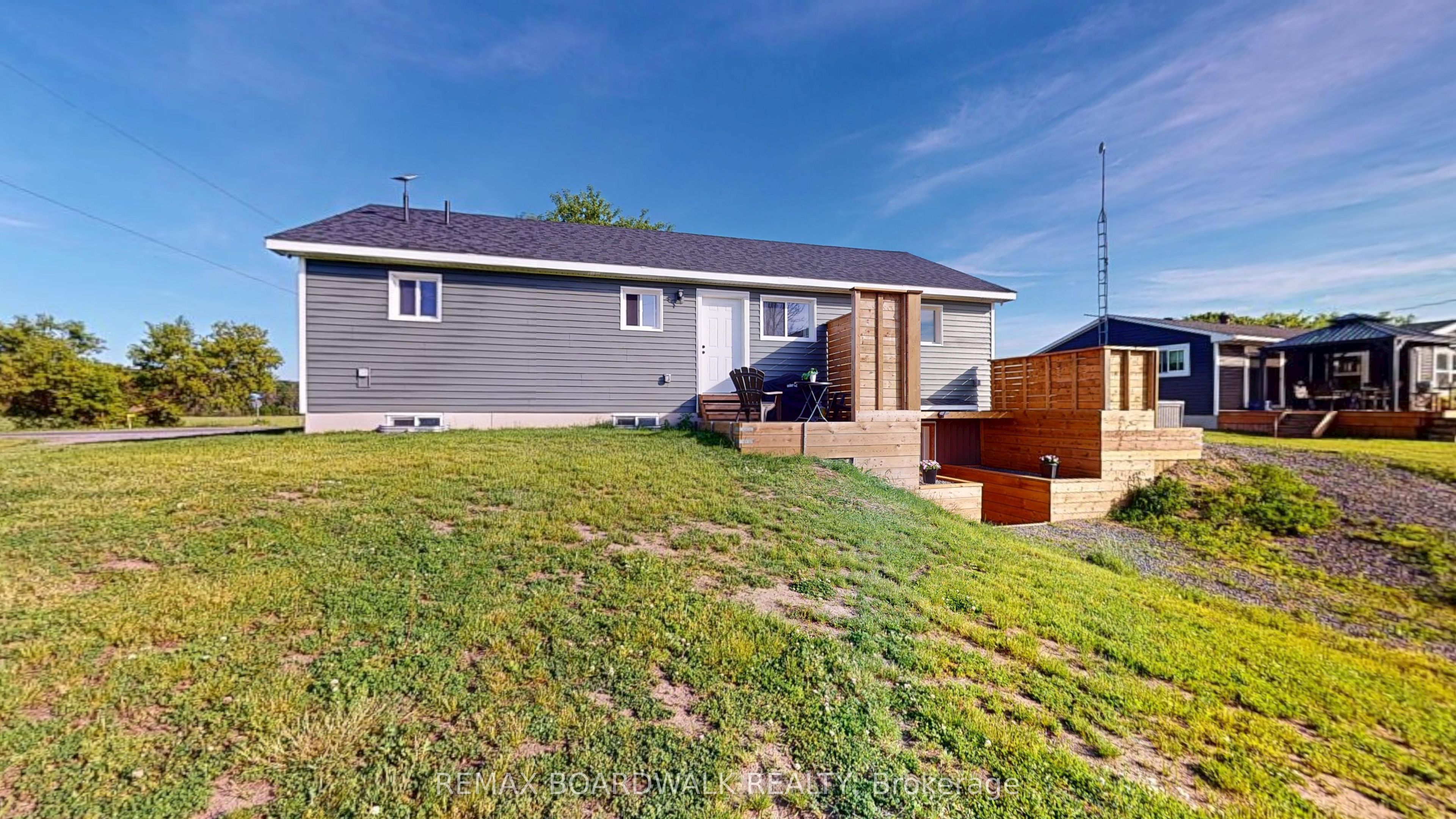1300 Brouseville Road, Edwardsburgh/Cardinal, ON K0E 1X0 photo 3