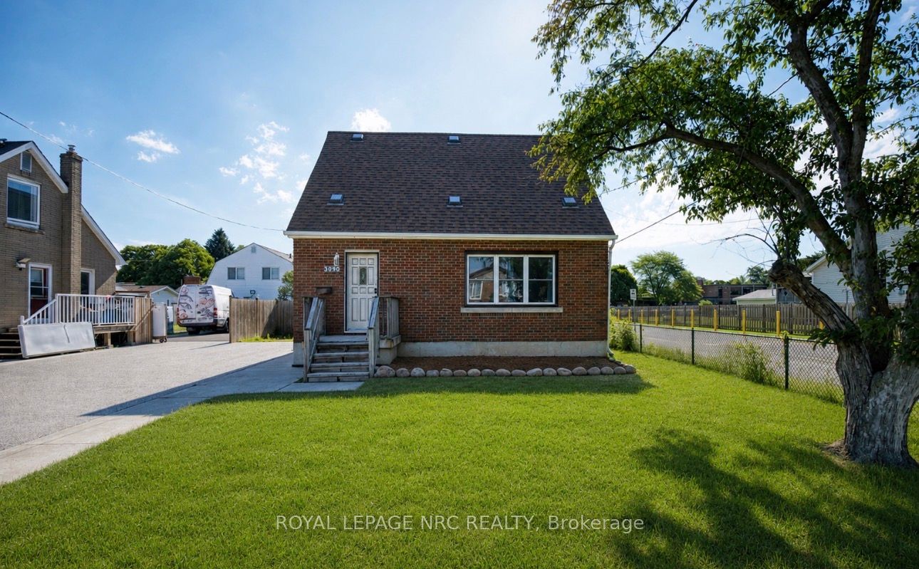 3090 Dorchester Road, Niagara Falls, ON L2J 2Z7 photo 2