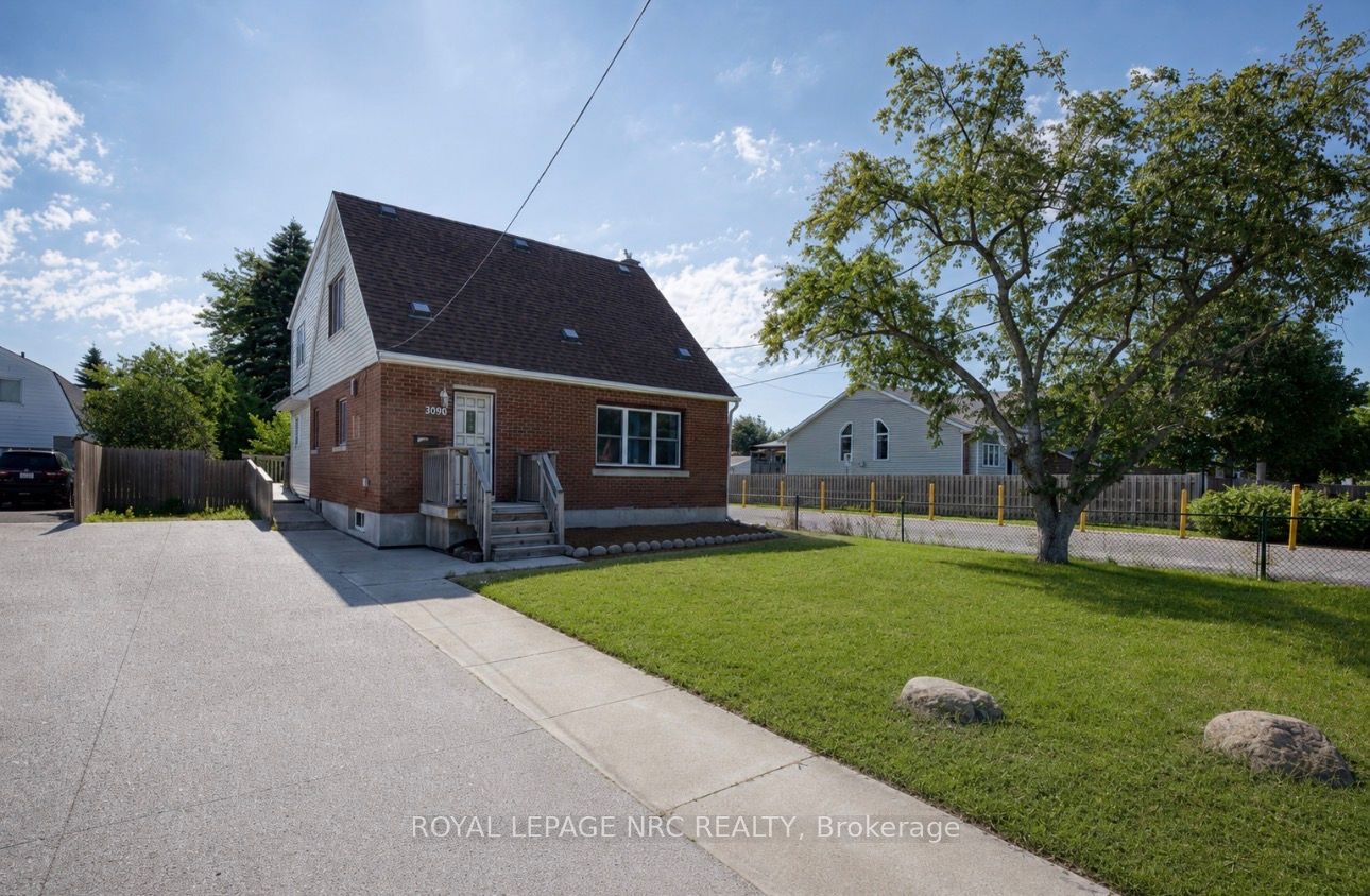 3090 Dorchester Road, Niagara Falls, ON L2J 2Z7 photo 3