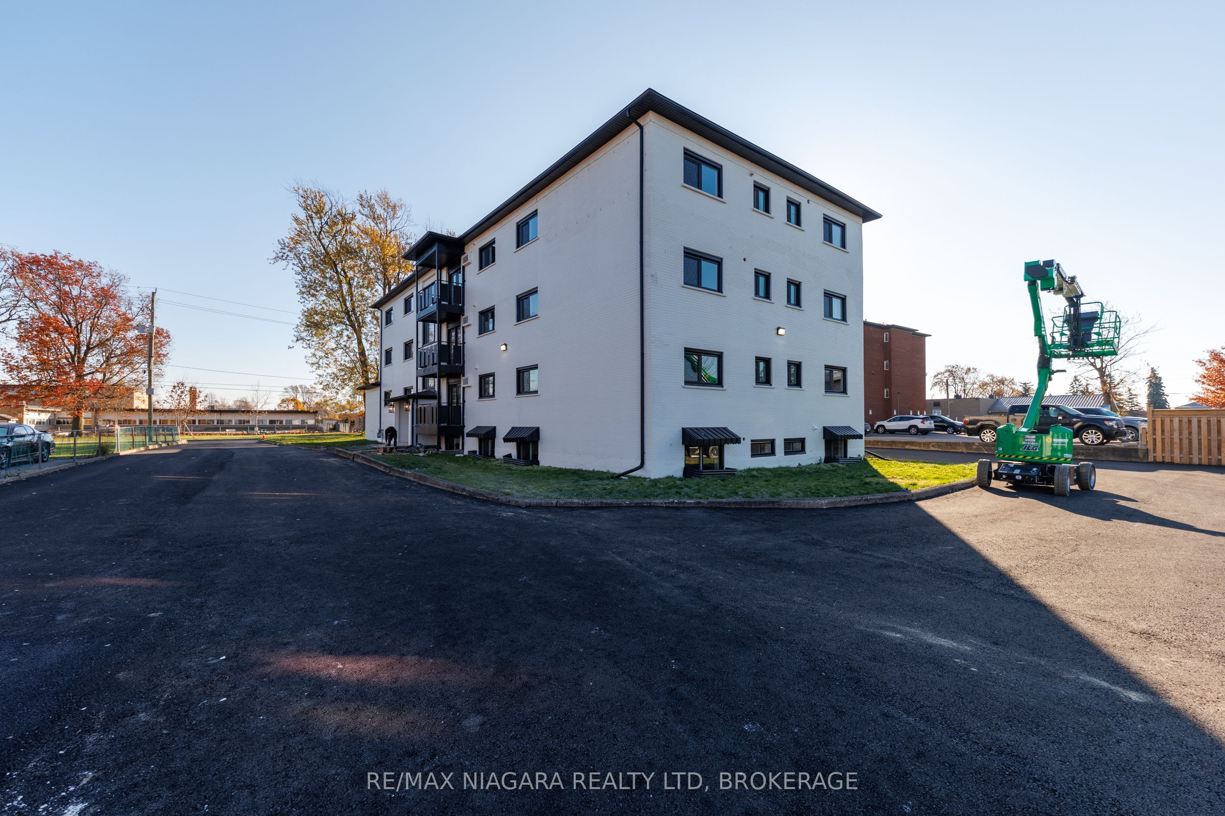 141 Plymouth Road Unit 12, Welland, ON L3B 3C8 photo 4
