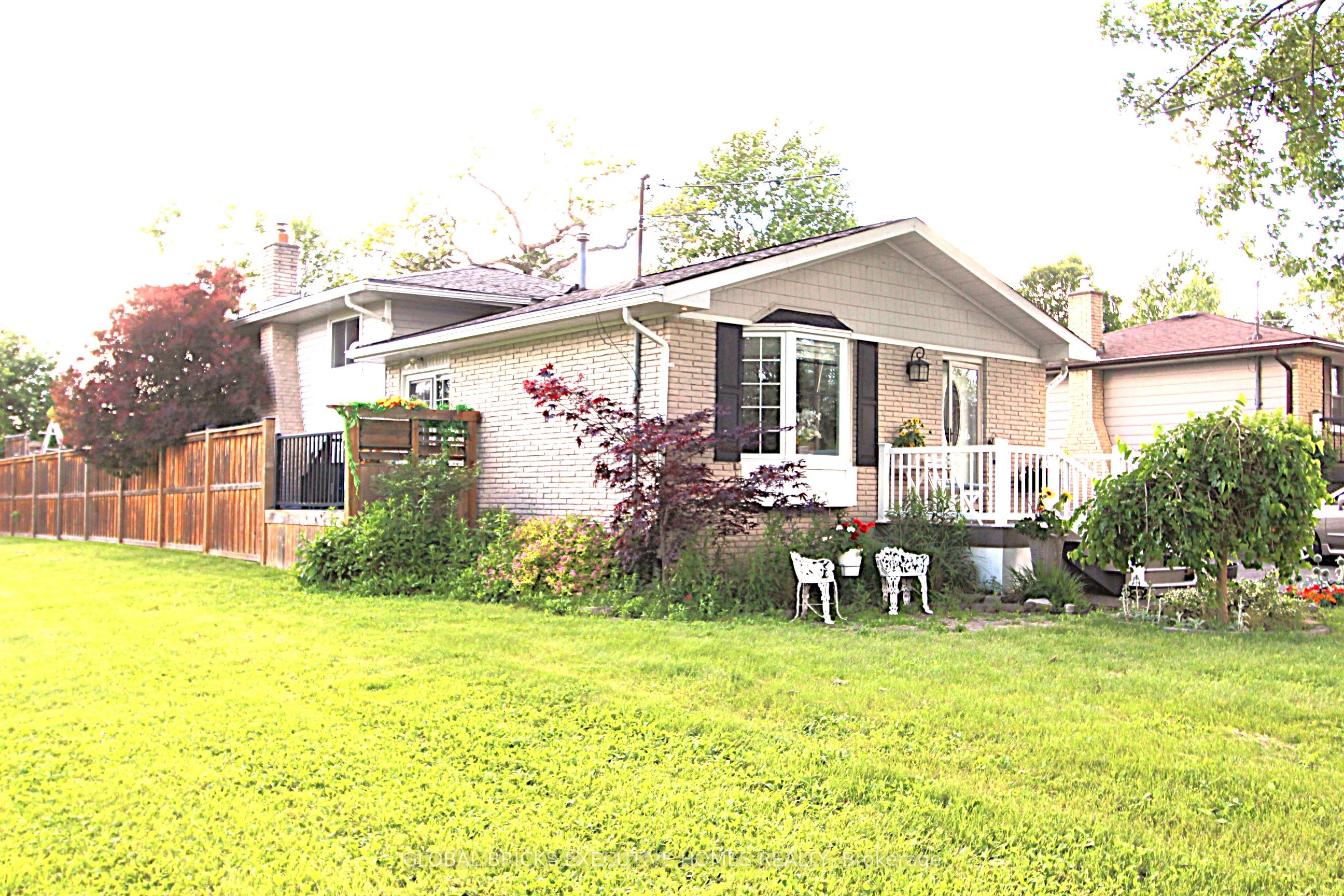 45 Albert Street, Fort Erie, ON L2A 5K9 photo 2
