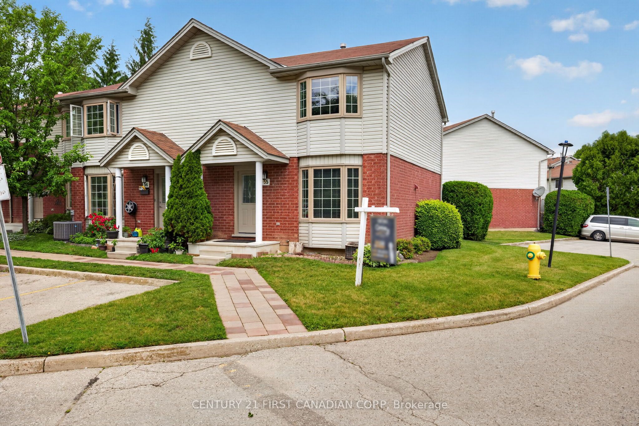 70 Chapman Court 55, London North, ON N6G 4Z4 photo 2