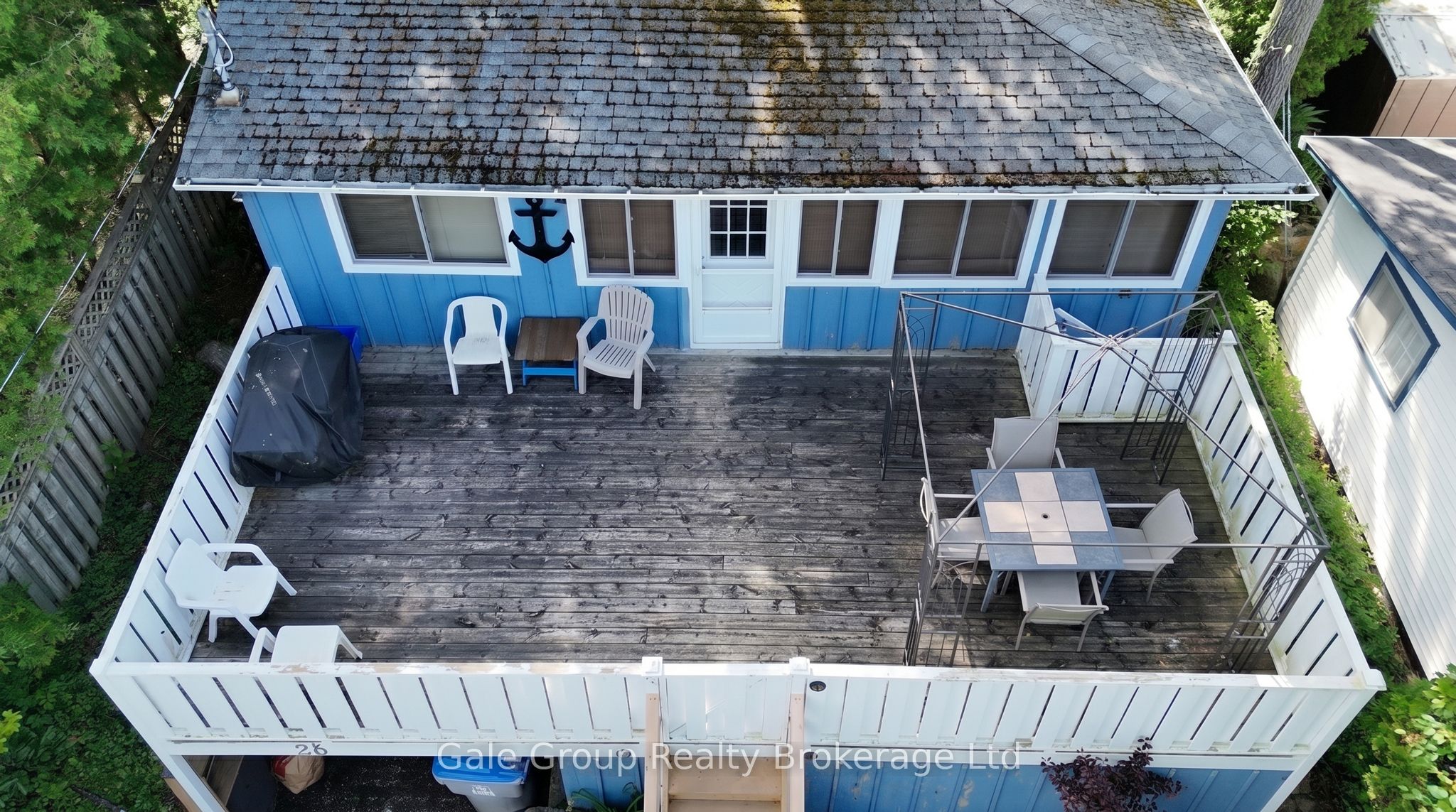 26 Woodward Avenue, Lambton Shores, ON N0M 1T0 photo 2