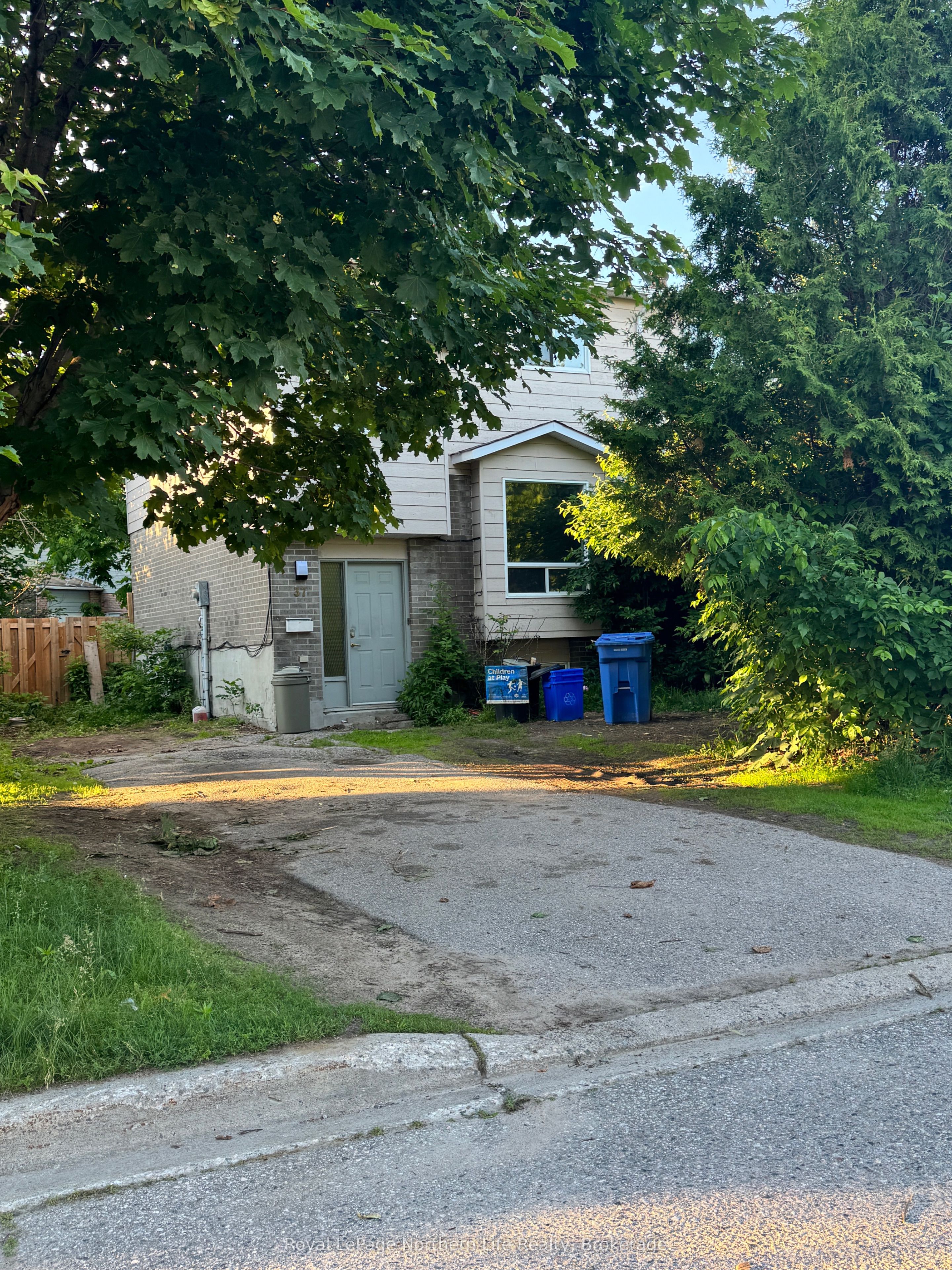 37 Paul Street, North Bay, ON P1B 9M1 photo 2