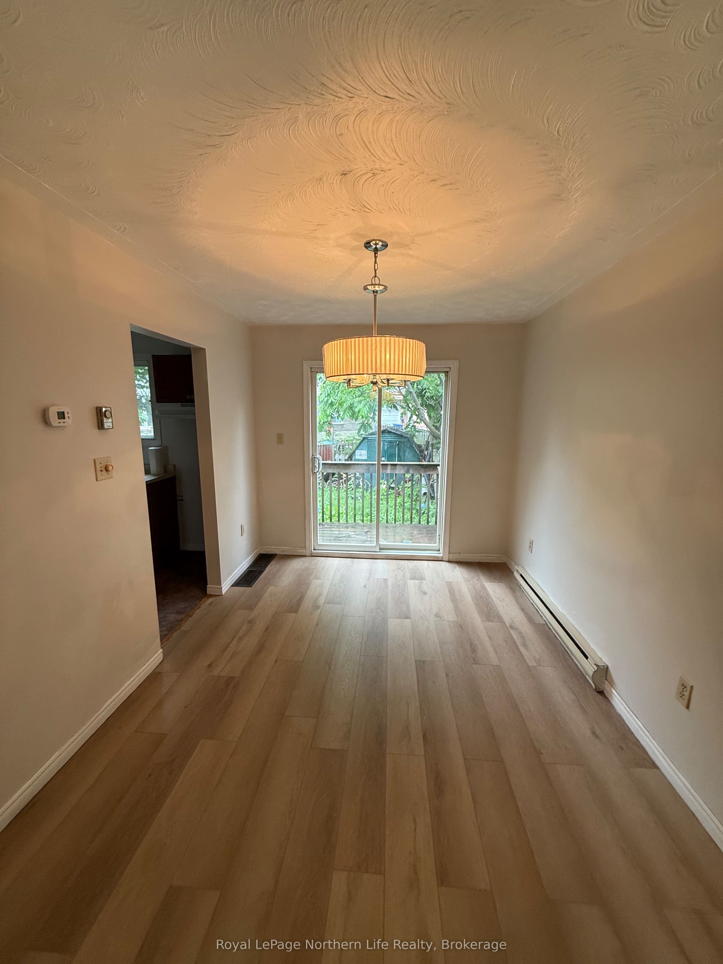37 Paul Street, North Bay, ON P1B 9M1 photo 3