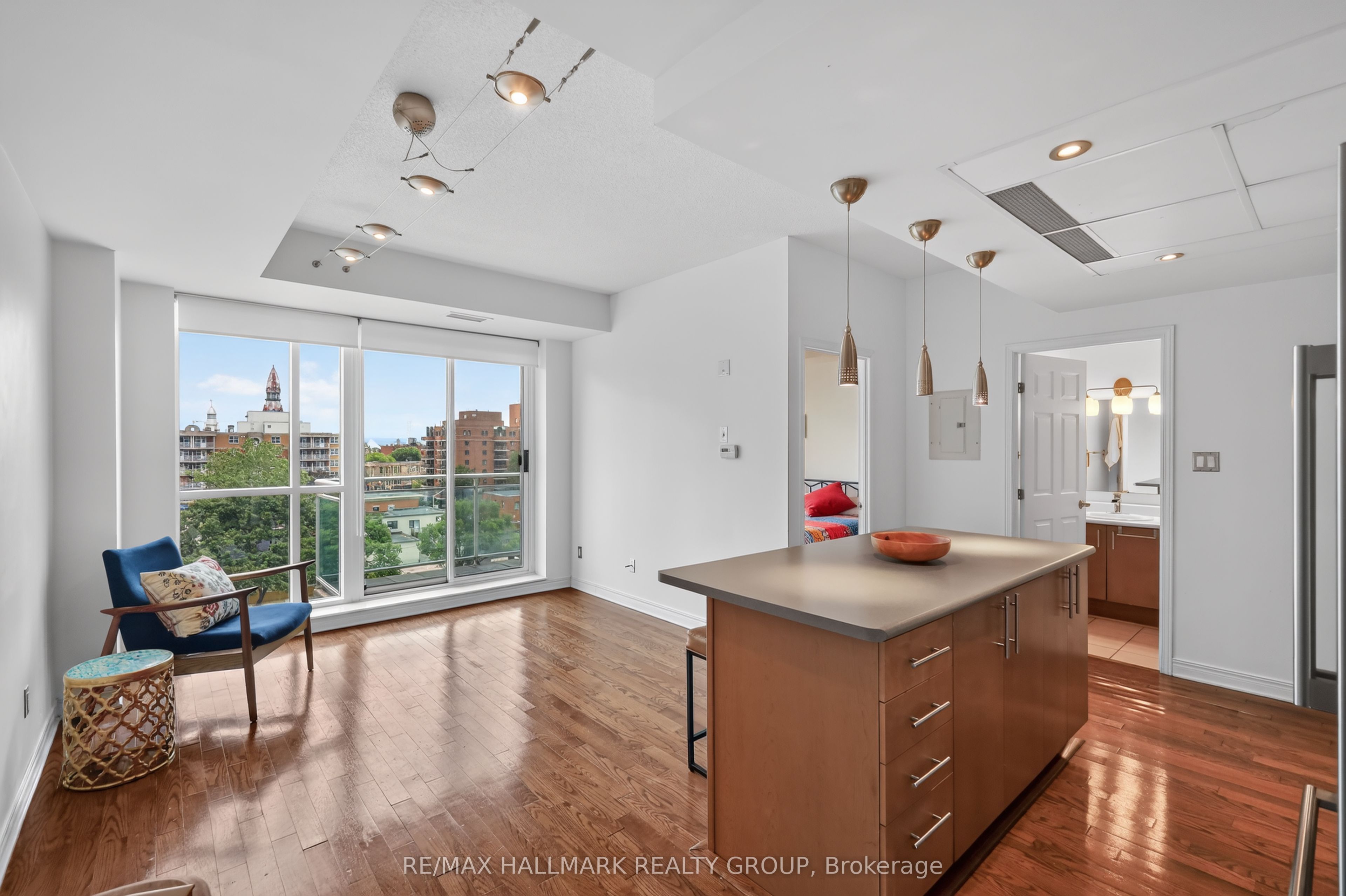 134 York Street 605, Lower Town - Sandy Hill, ON K1N 1K8 photo 3