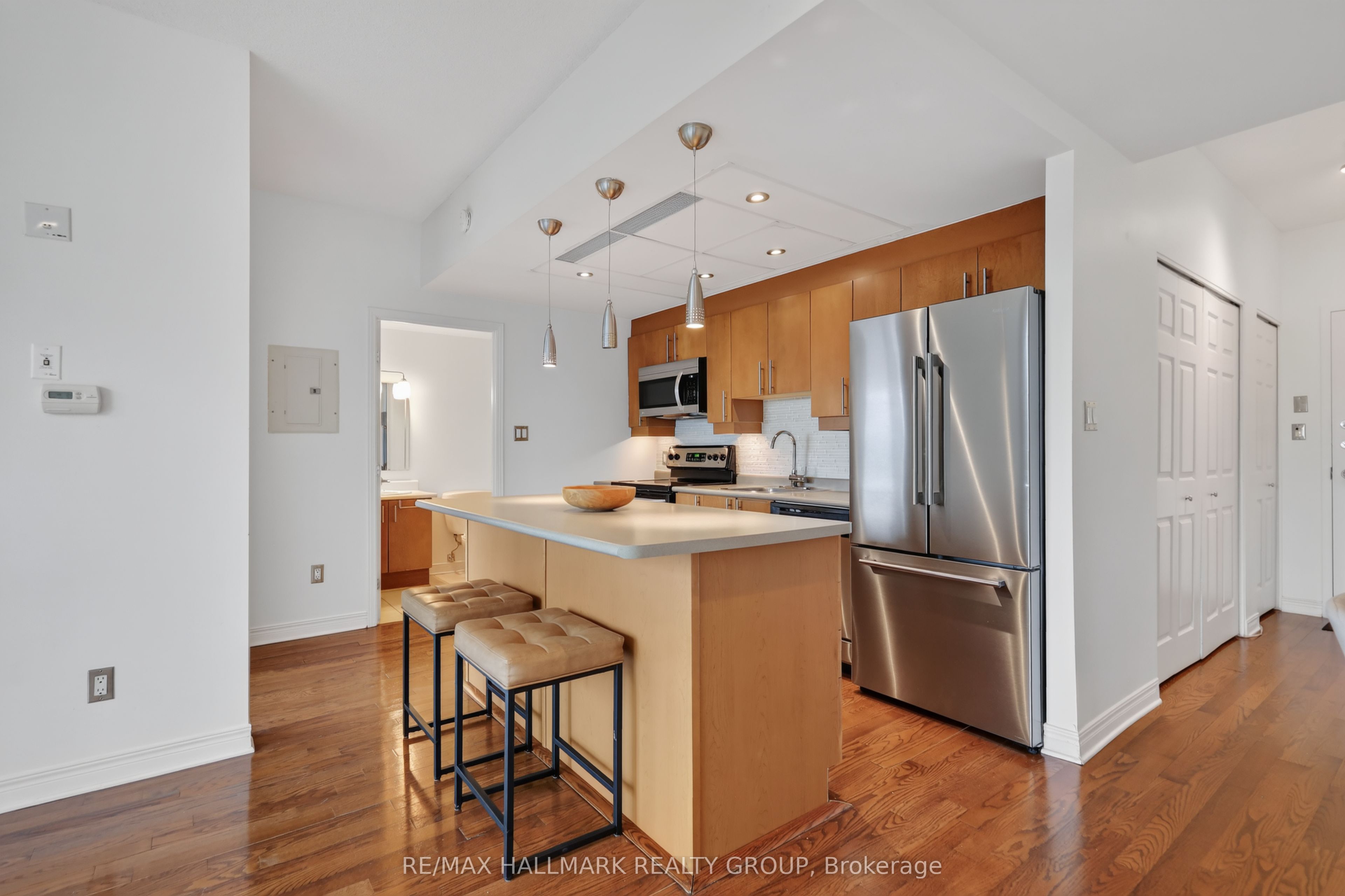 134 York Street 605, Lower Town - Sandy Hill, ON K1N 1K8 photo 4