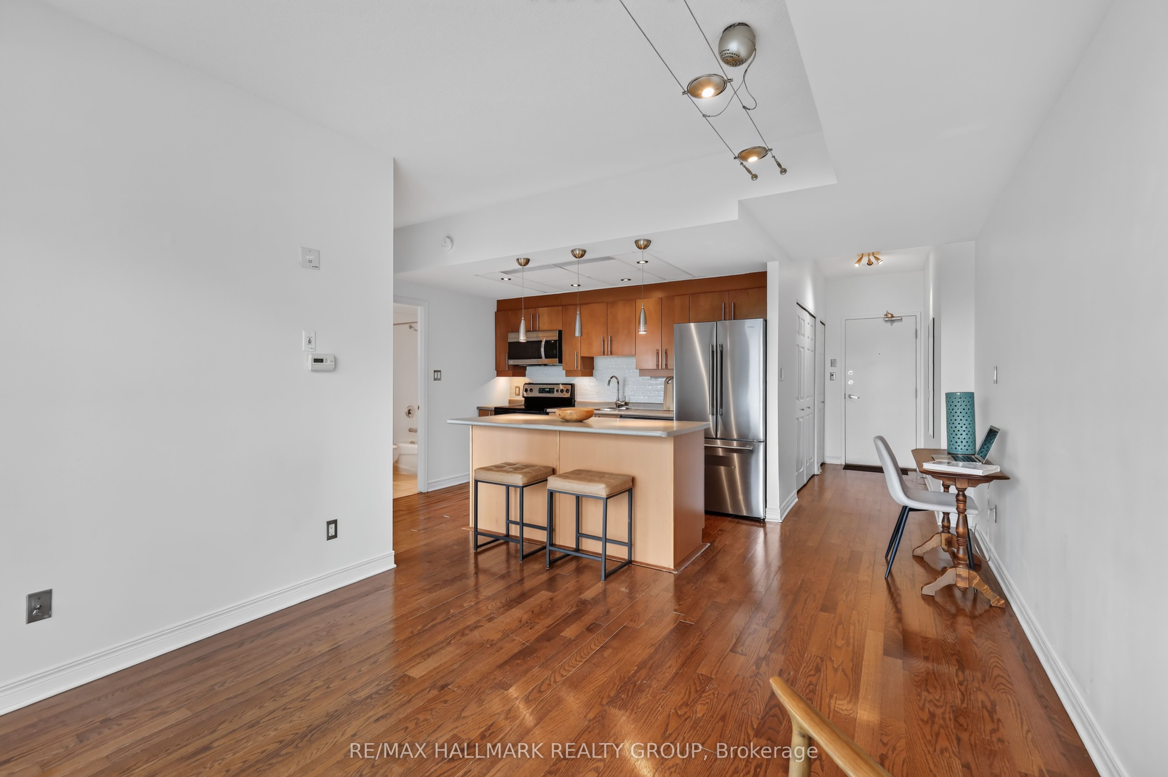 134 York Street 605, Lower Town - Sandy Hill, ON K1N 1K8 photo 5