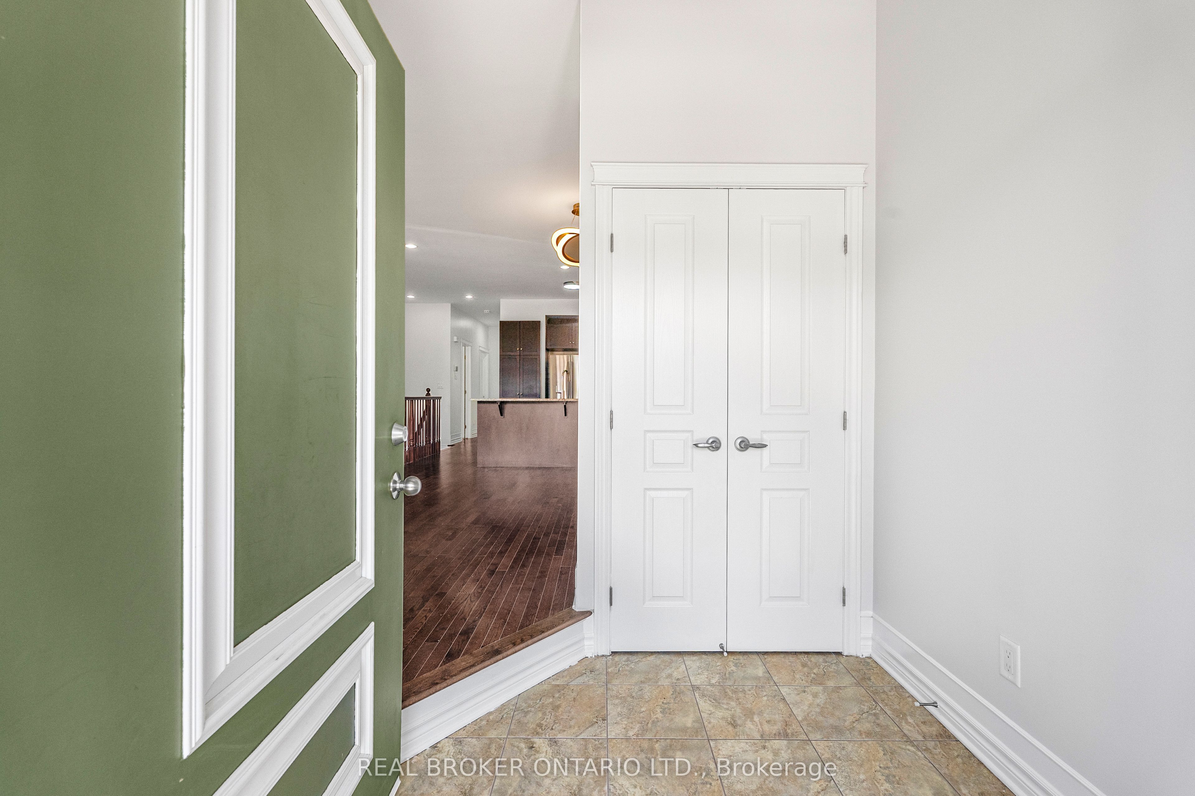 43 Claridge Drive, Barrhaven, ON K2J 5A3 photo 3