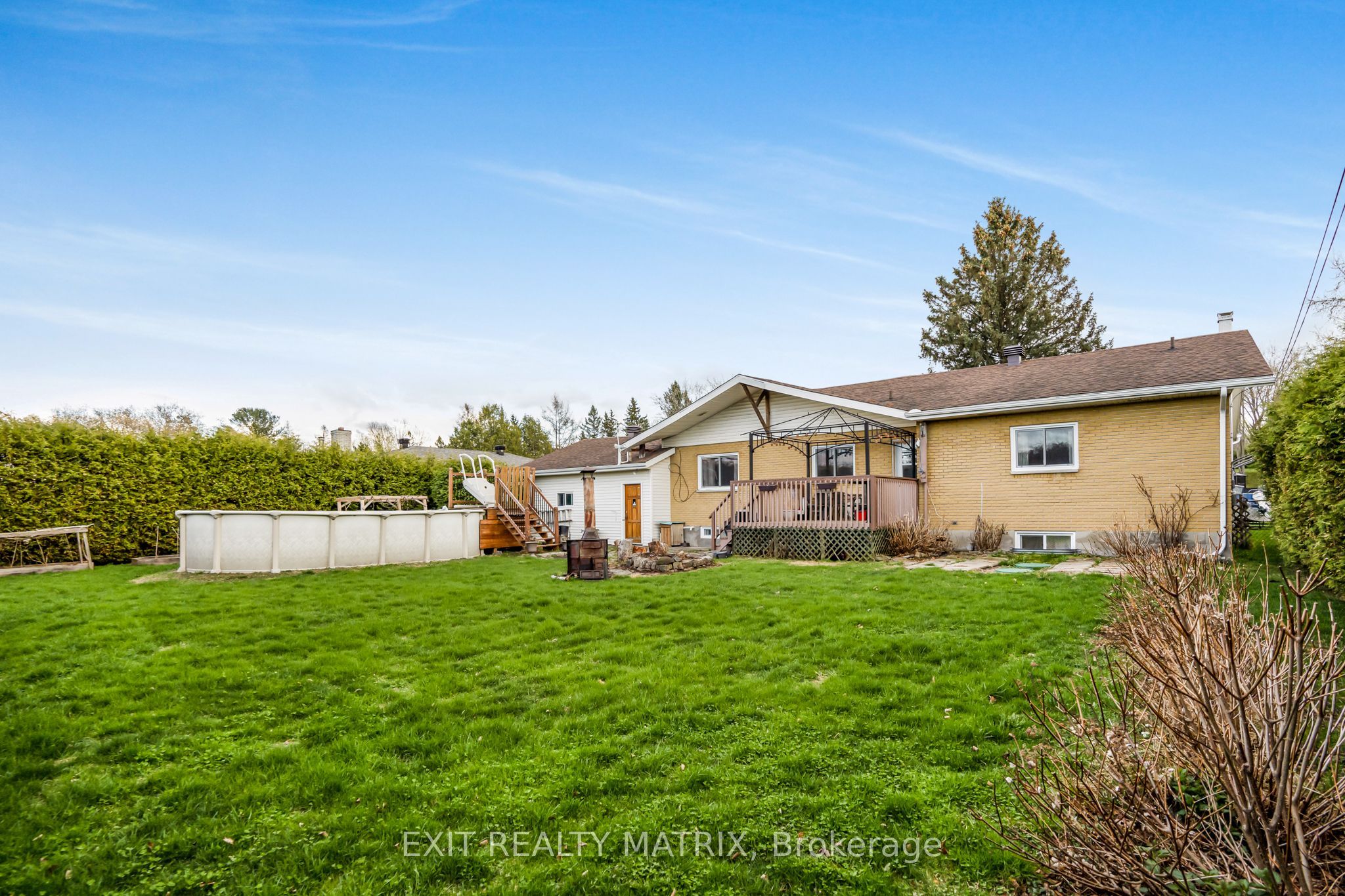21 Frost Avenue, Hawkesbury, ON K6A 2T7 photo 4