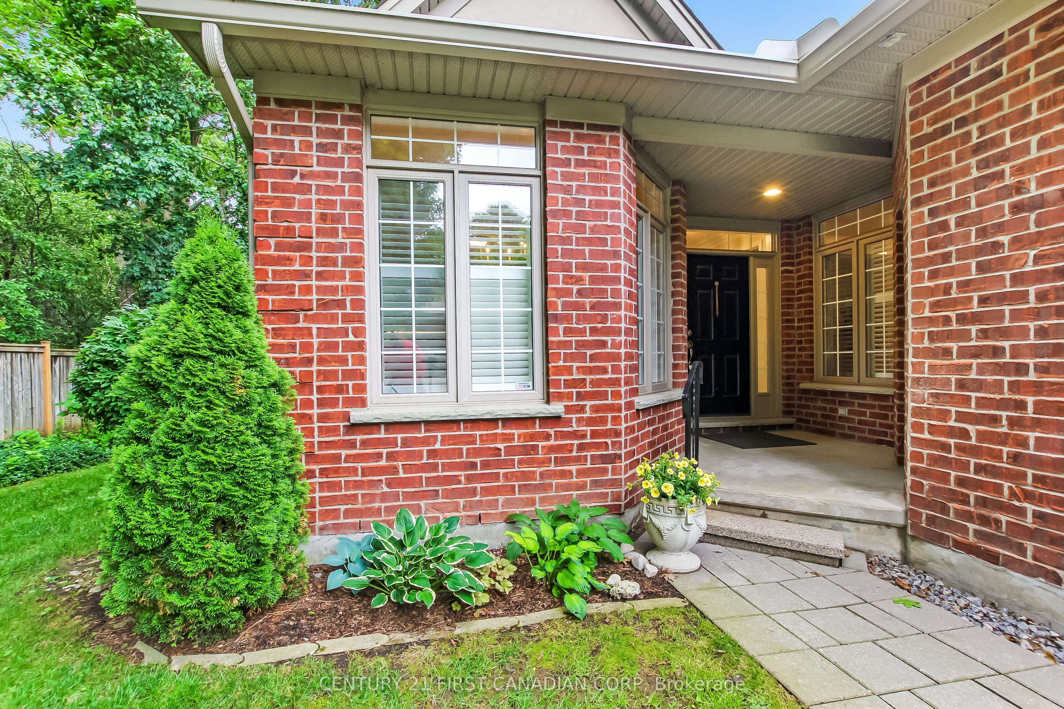 417 Hyde Park Road 11, London North, ON N6H 3R9 photo 4