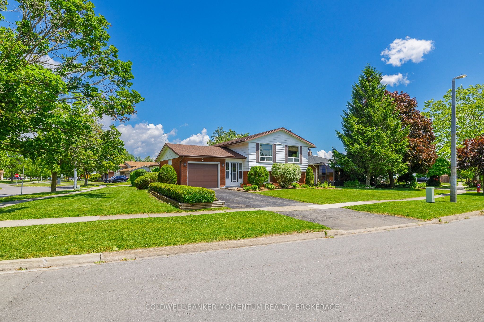 2 Wychwood Road, Welland, ON L3C 5V3 photo 2