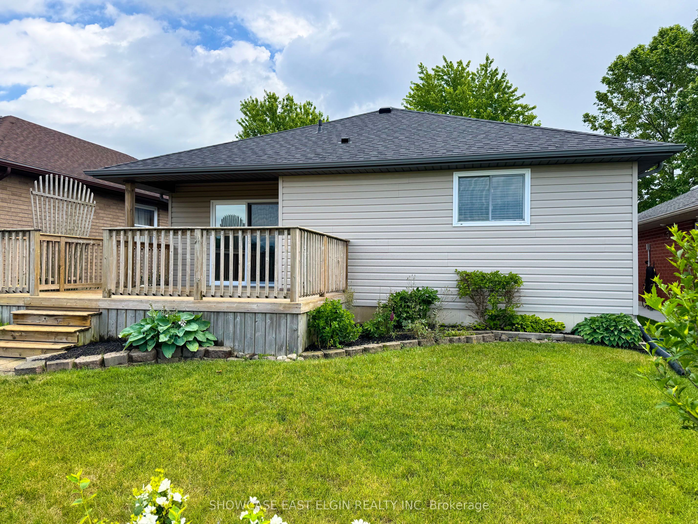 10 Holland Avenue, Aylmer, ON N5H 3J3 photo 3