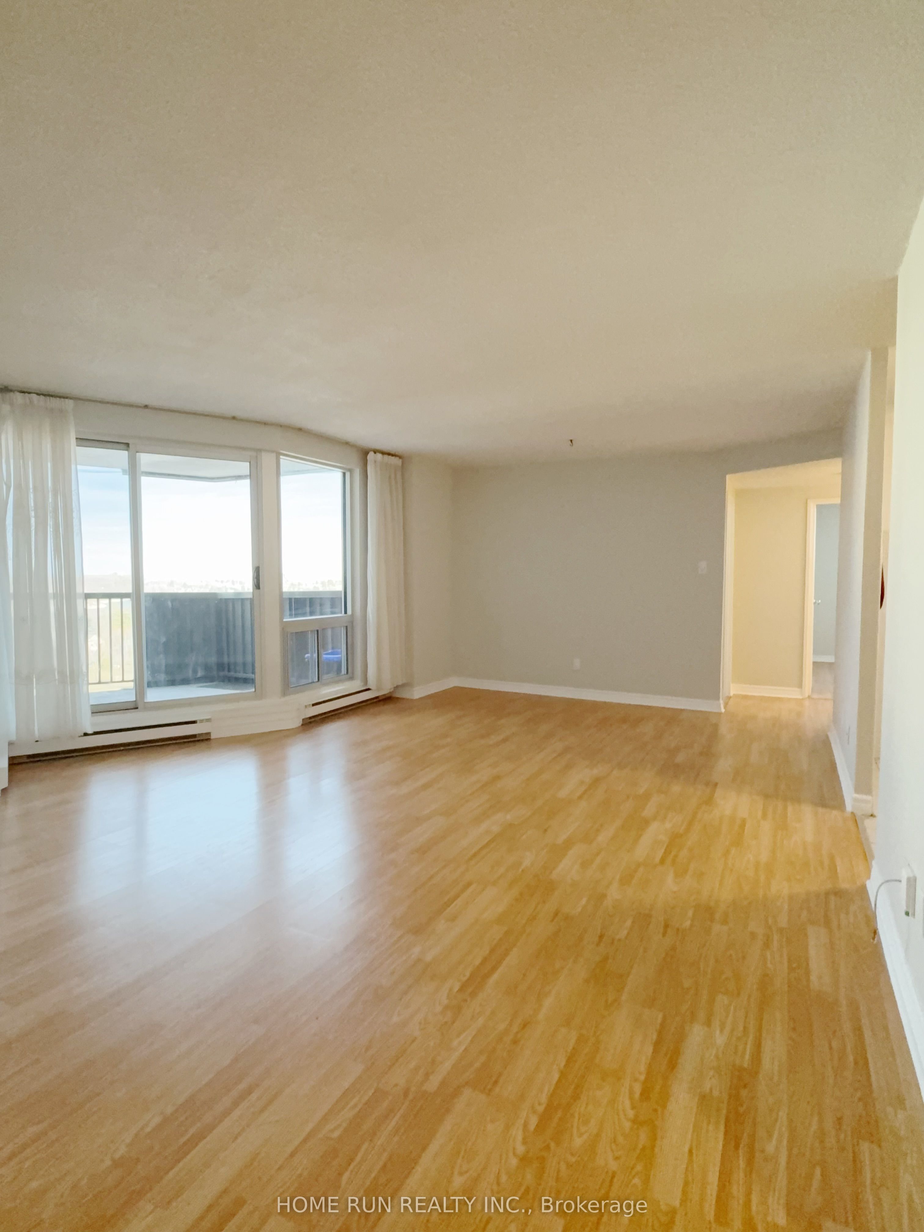 1380 Prince Of Wales Drive 1401, Mooneys Bay - Carleton Heights and Area, ON K2C 3N5 photo 4