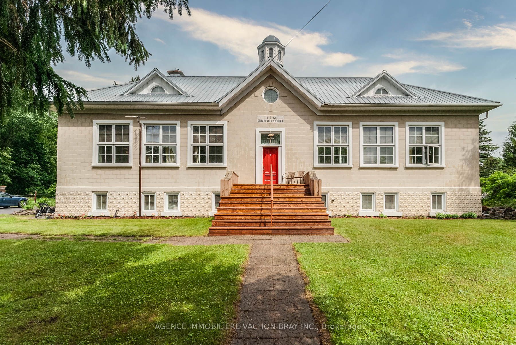 21481 Butternut Lane, South Glengarry, ON K0C 1Z0 photo 2