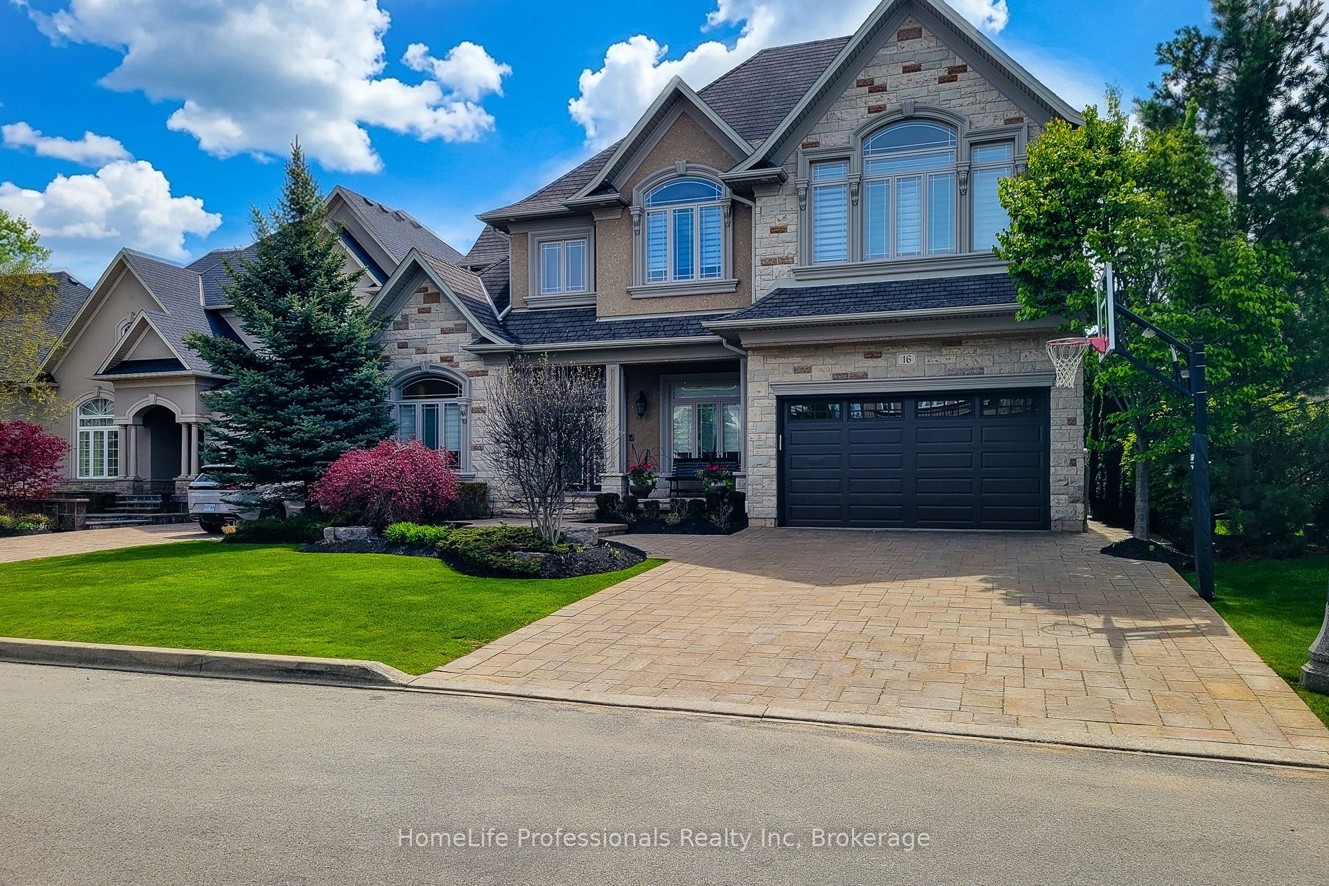 16 Berkshire Place, Hamilton, ON L9K 0A9 photo 4