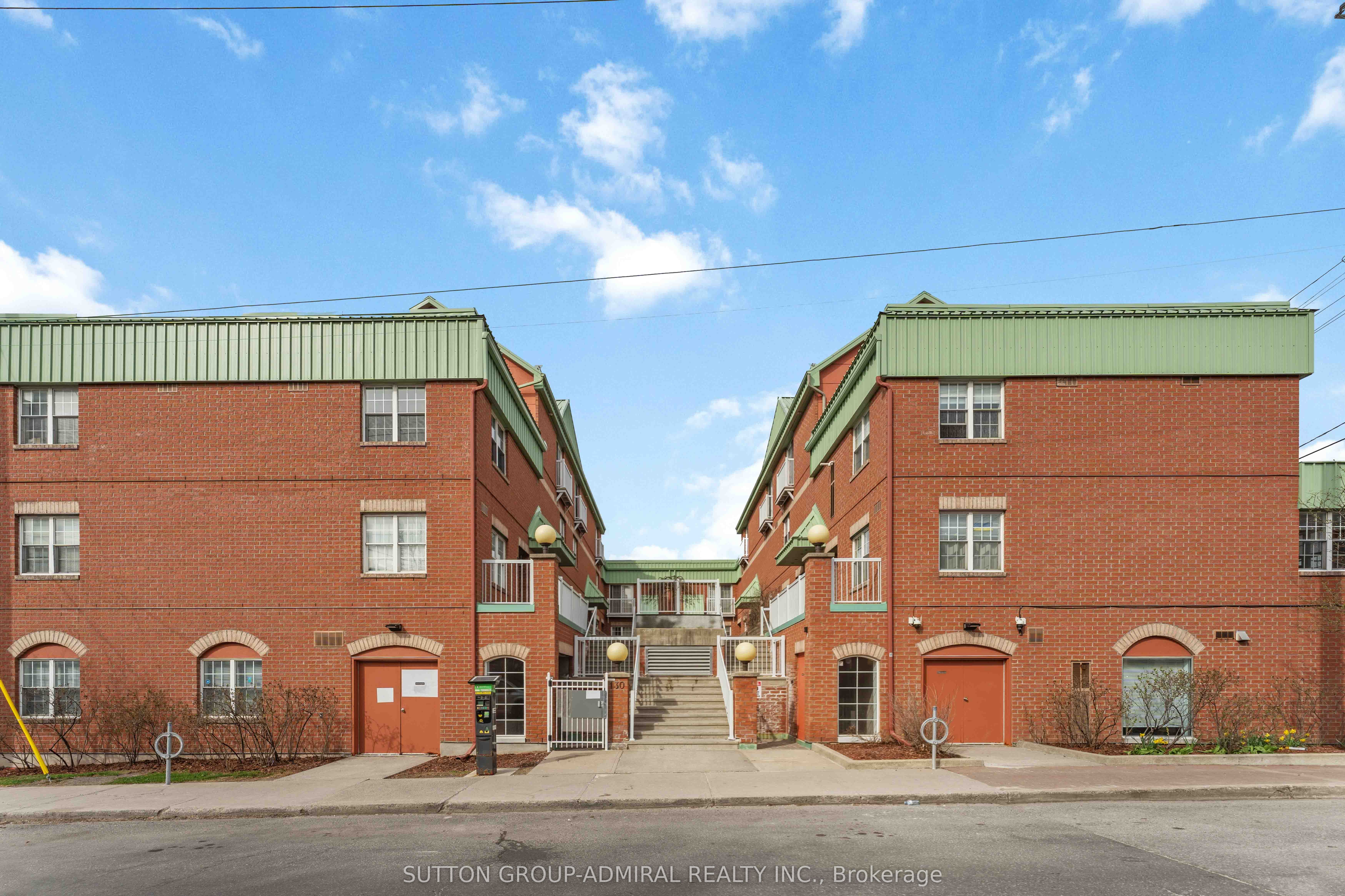 130 ROCHESTER Street 9, West Centre Town, ON K1R 0A3 photo 3