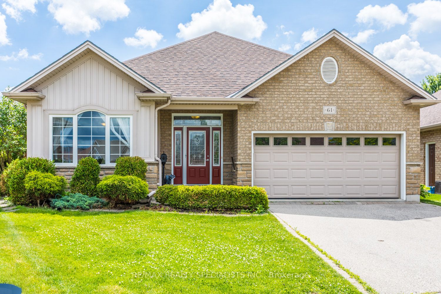 61 Jones Crescent, Tillsonburg, ON N4G 5X5 photo 4