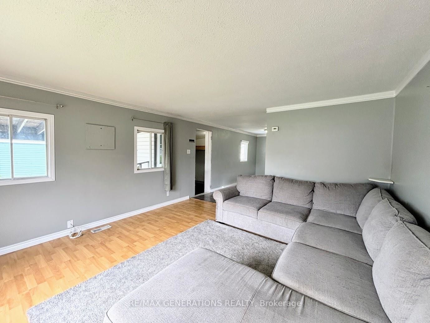 54 Jackson Crescent, Marathon, ON P0T 2E0 photo 4