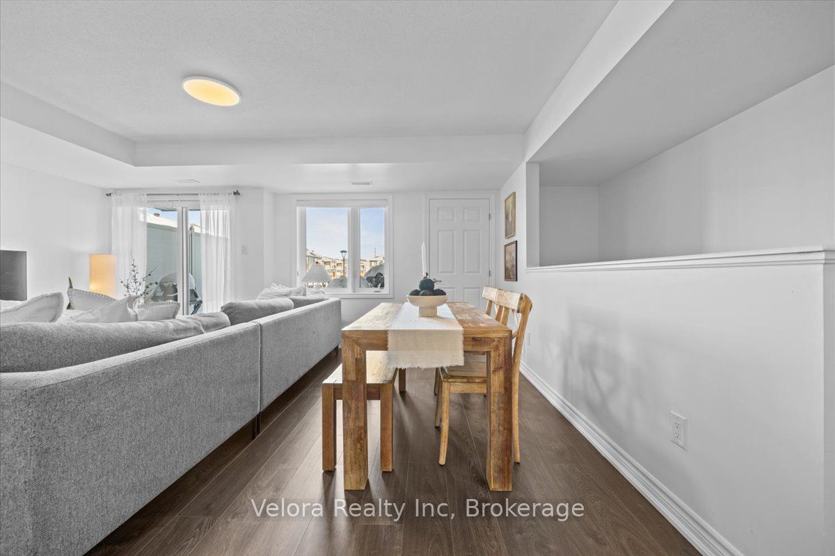 78 Lyrid Private, Barrhaven, ON K2J 6N3 photo 4
