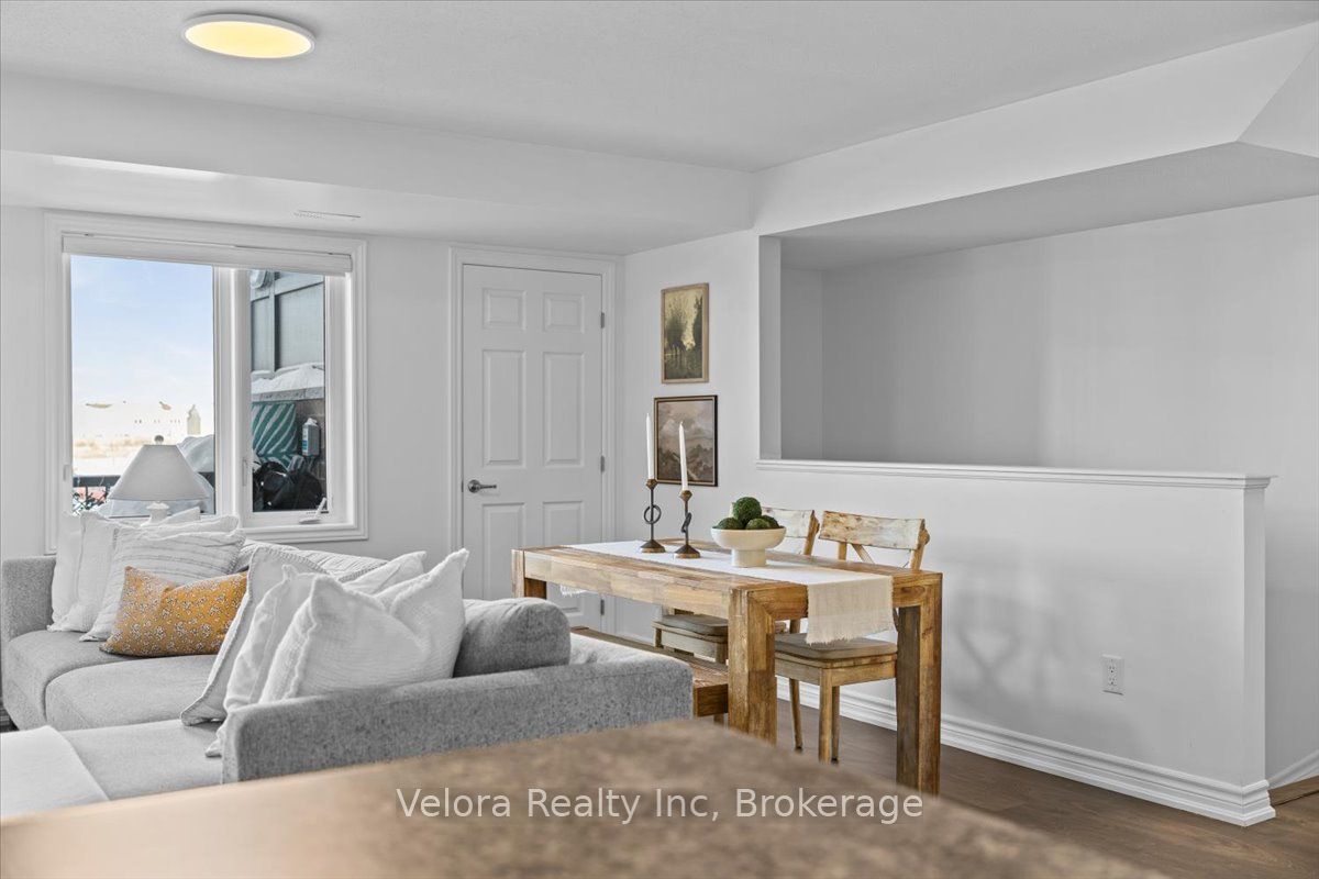 78 Lyrid Private, Barrhaven, ON K2J 6N3 photo 5