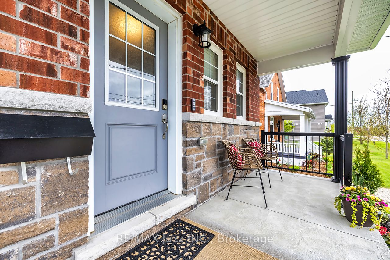 706 Ontario Street, Cobourg, ON K9A 3C5 photo 4