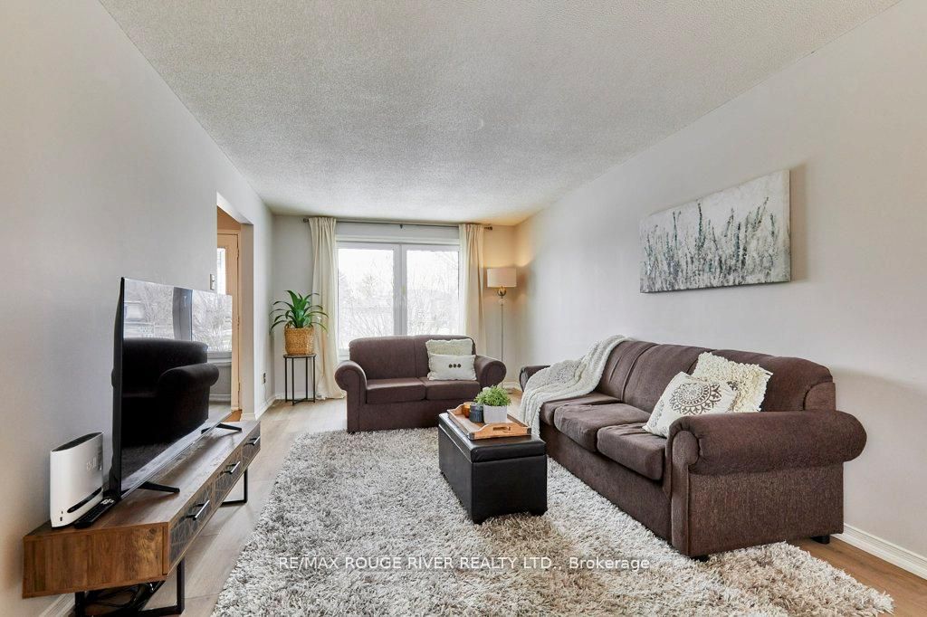 34 Cedar Court, Kawartha Lakes, ON K9V 6A9 photo 5